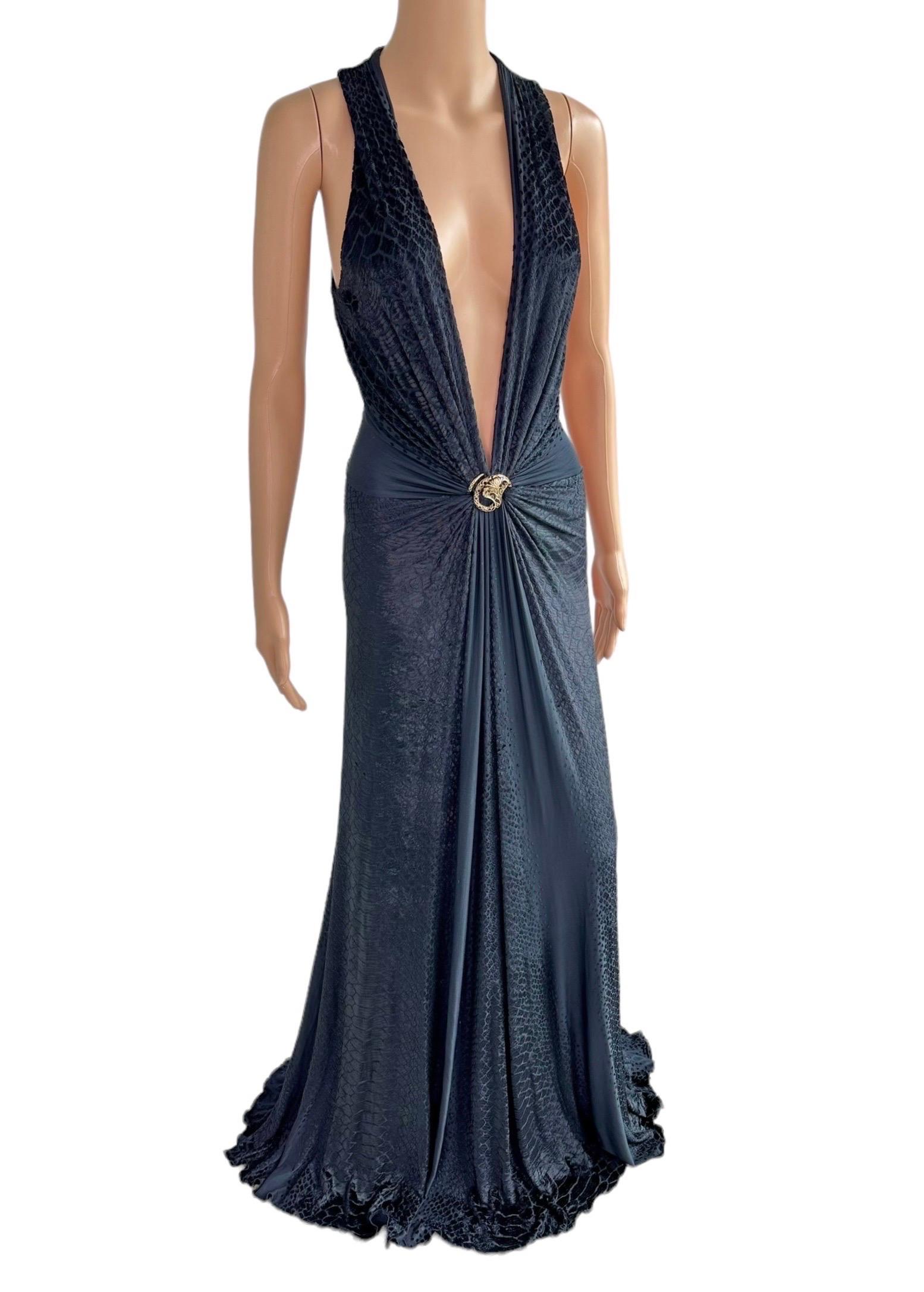 Roberto Cavalli F/W 2006 Plunging Neckline Embellished Velvet Evening Dress Gown For Sale 1
