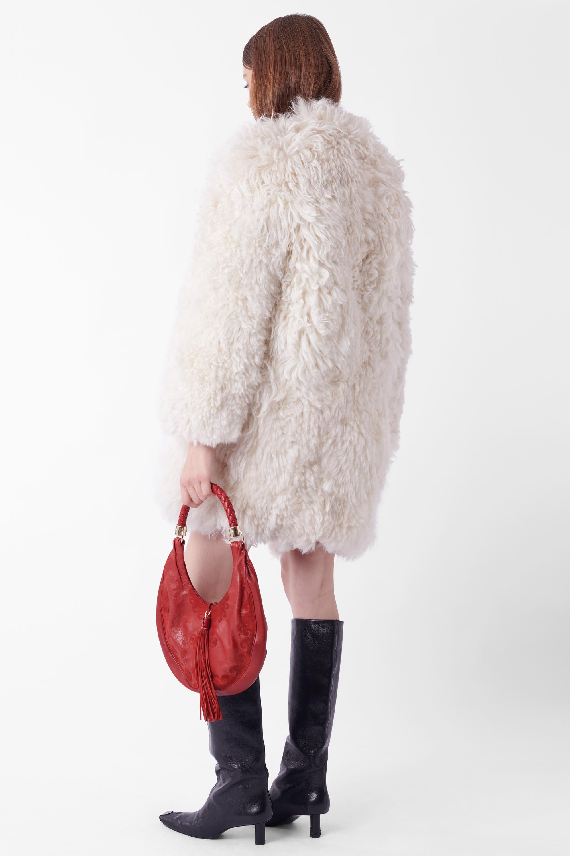 Roberto Cavalli  F/W 2014 Runway Manteau en peau de mouton crème avec doublure imprimée zébrée en vente 1