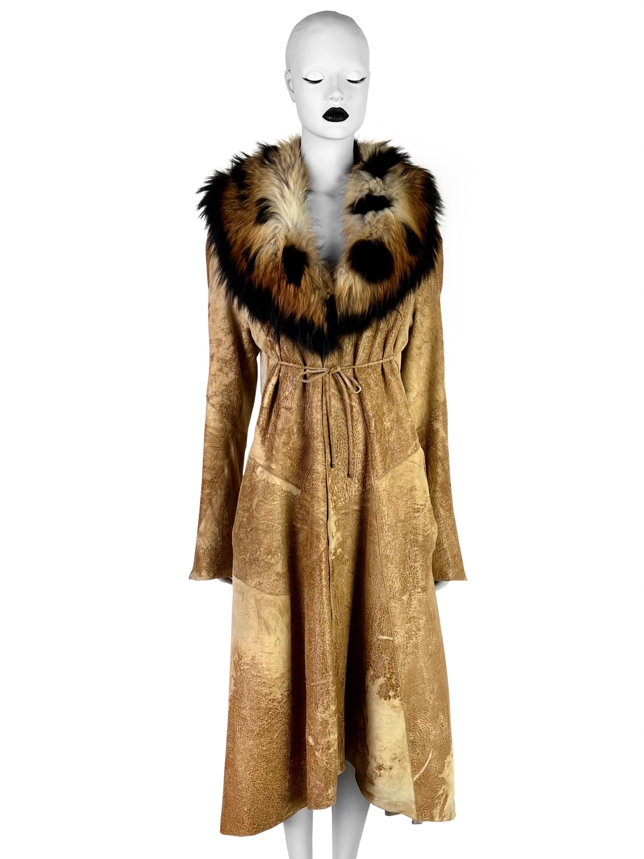Roberto Cavalli Fall 2002 Leather Coat with Fox Fur In Excellent Condition For Sale In Prague, CZ