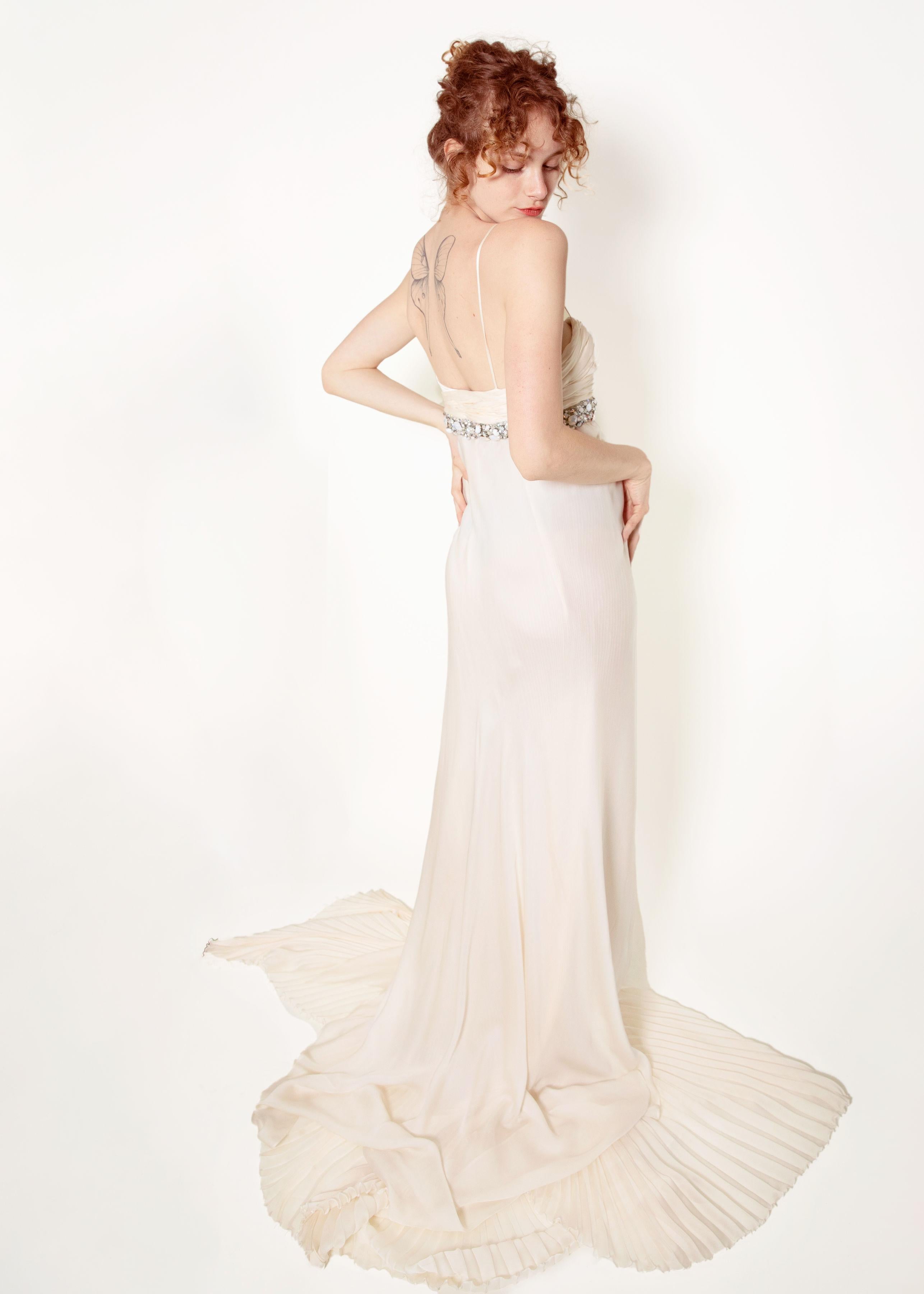 Roberto Cavalli Fall 2005 White Pleated Silk Gown In Good Condition For Sale In Los Angeles, CA