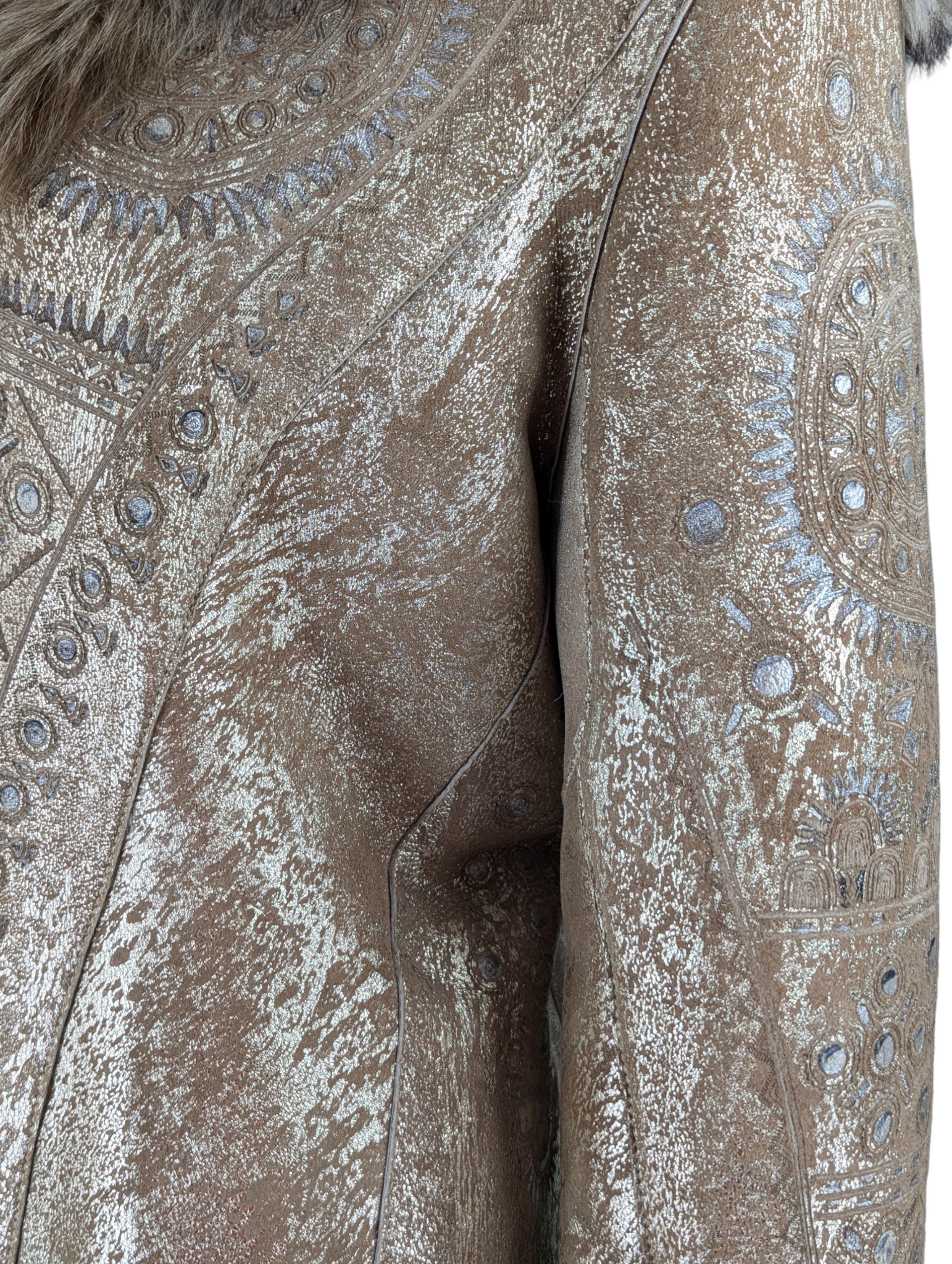 Roberto Cavalli Autunno 2006 Pelliccia impreziosita d'oro in vendita 5
