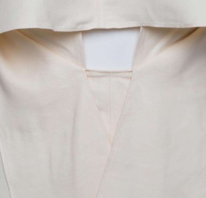 Roberto Cavalli Firenze Beige Linen Ruffled Front Tie Detail Sleeveless Top L Pour femmes en vente