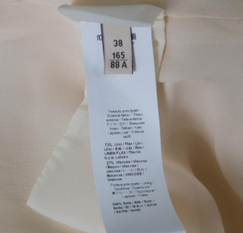 Roberto Cavalli Firenze Beige Linen Ruffled Front Tie Detail Sleeveless Top S en vente 1
