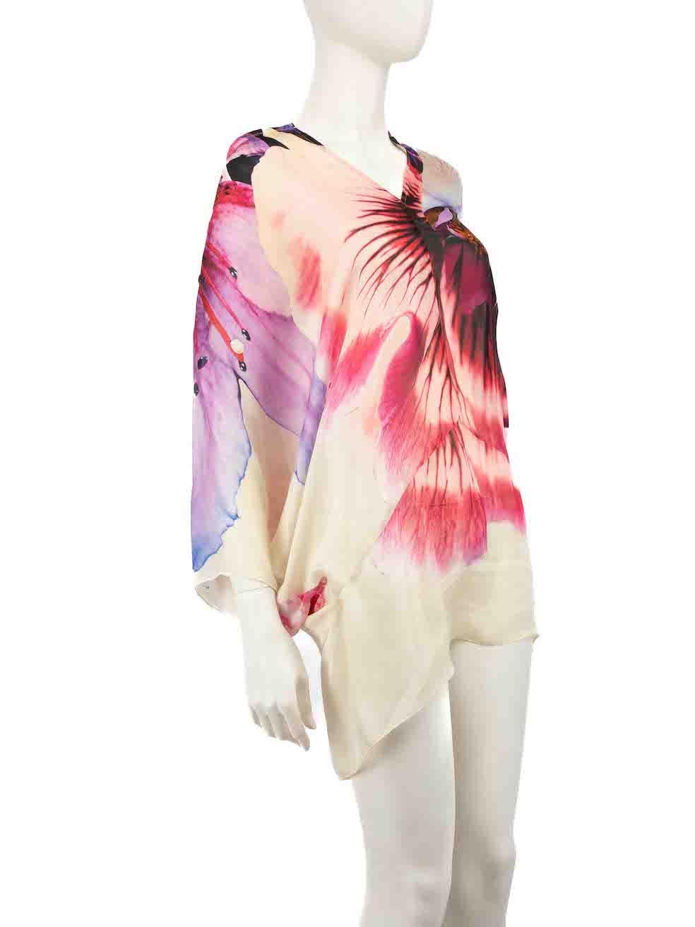 CONDITION is Good. Minor wear to dress is evident. Light pulls to the weave all over and loose thread on the front on this used Roberto Cavalli designer resale item.
 
 
 
 Details
 
 
 Multicolour- pink, purple, cream
 
 Silk
 
 Dress
 
 Floral
