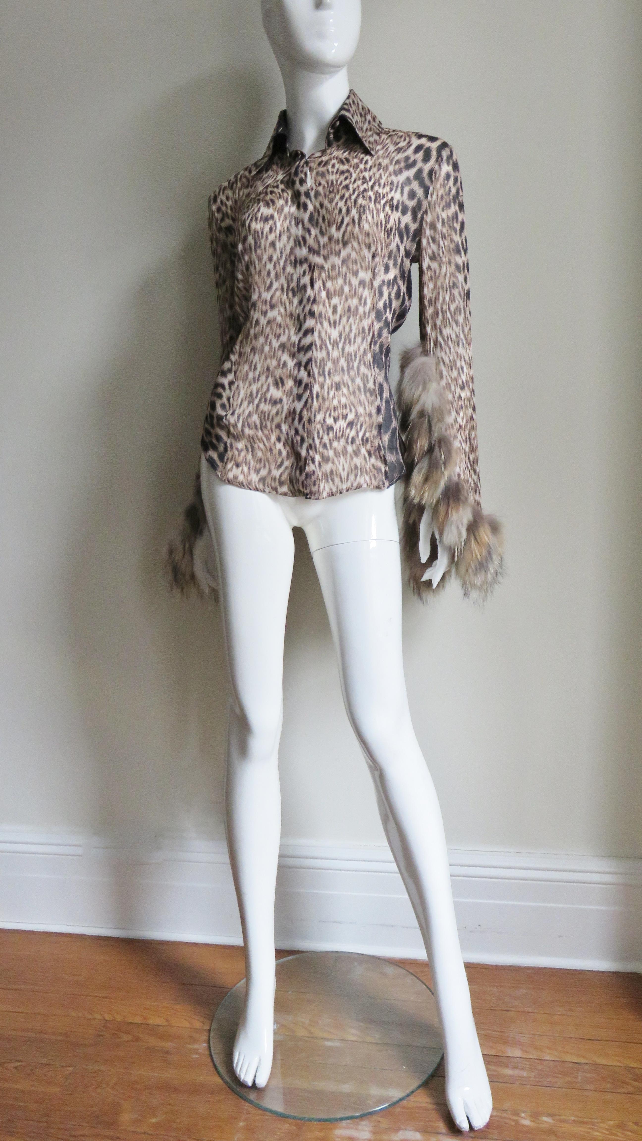 Roberto Cavalli Leopard Print Silk Shirt with Fur Trim Sleeves 2