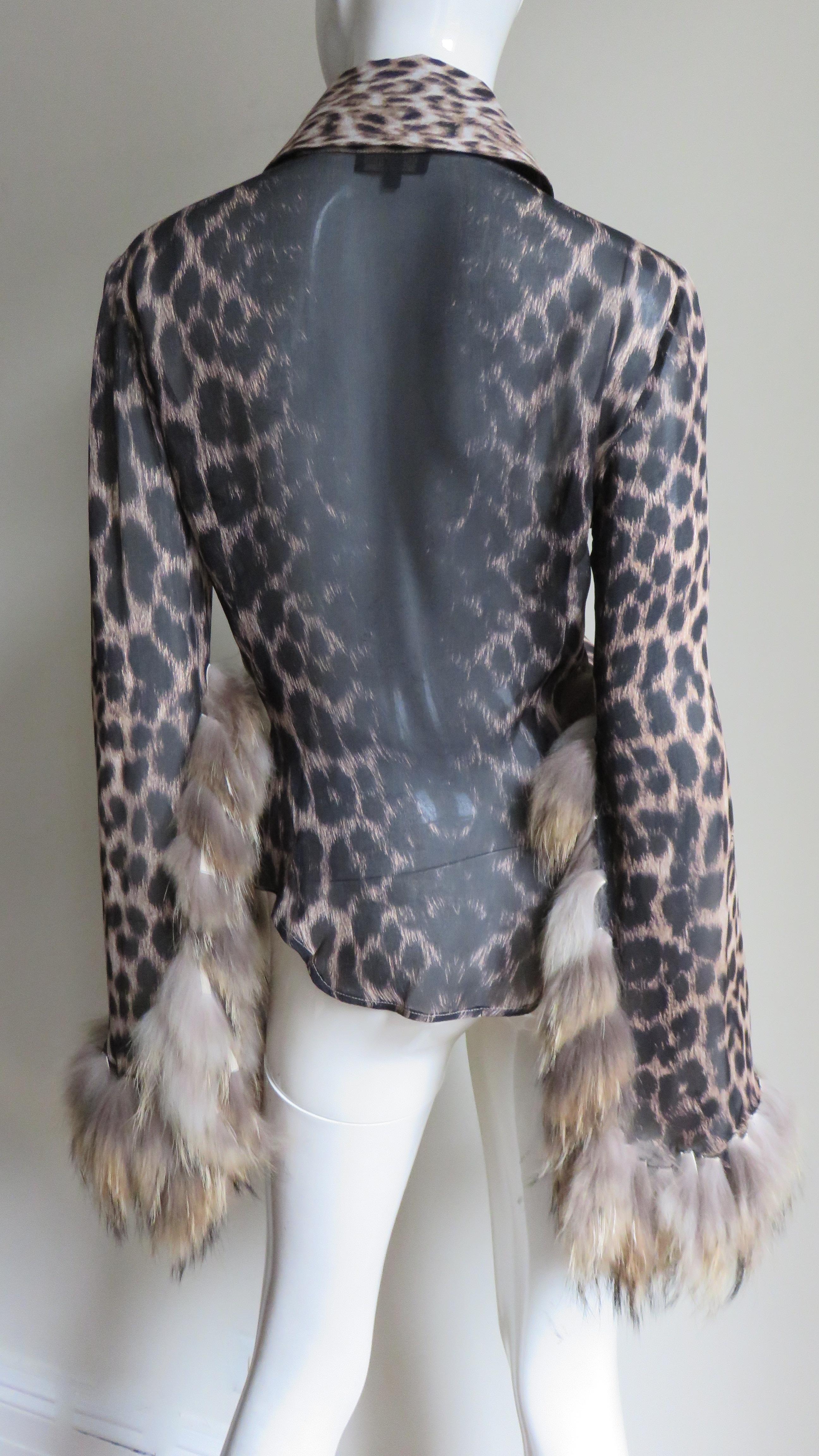 Roberto Cavalli Leopard Print Silk Shirt with Fur Trim Sleeves 6