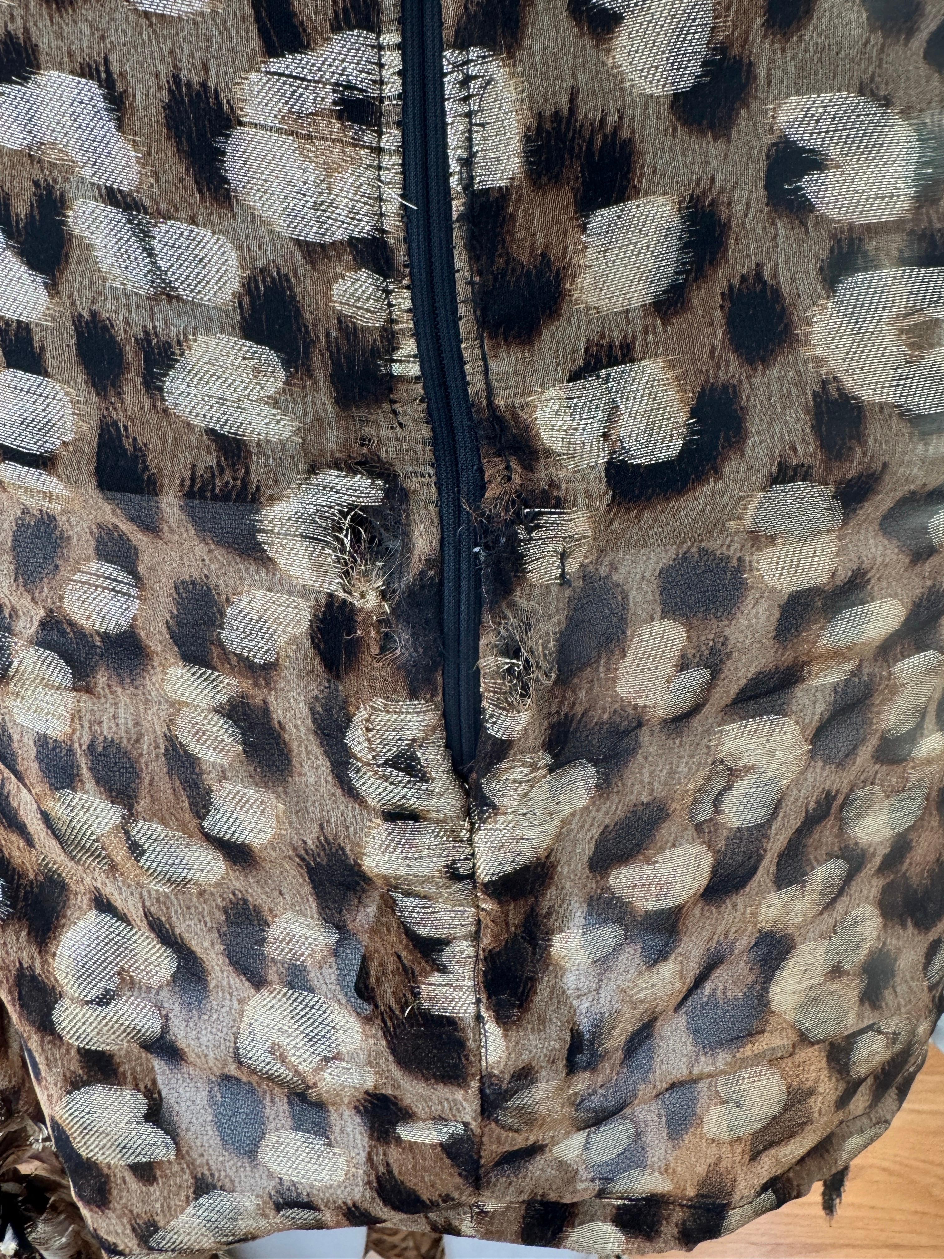 Roberto Cavalli Maxi abito in lurex oro con stampa leopardata e animalier Velluto in vendita 9