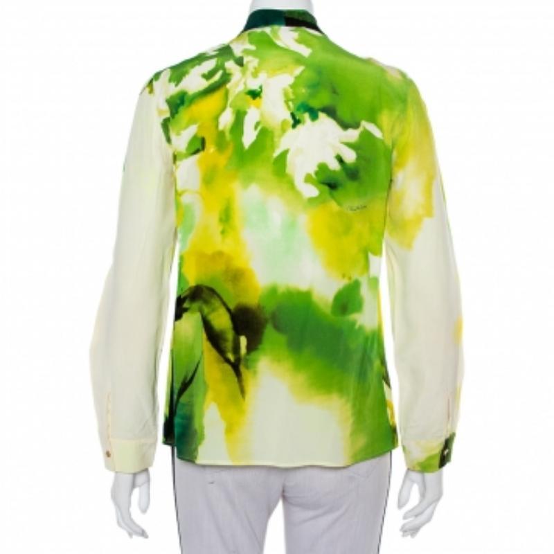 Beige Roberto Cavalli Green Printed Silk Ruffled Detail Button Front Shirt M For Sale