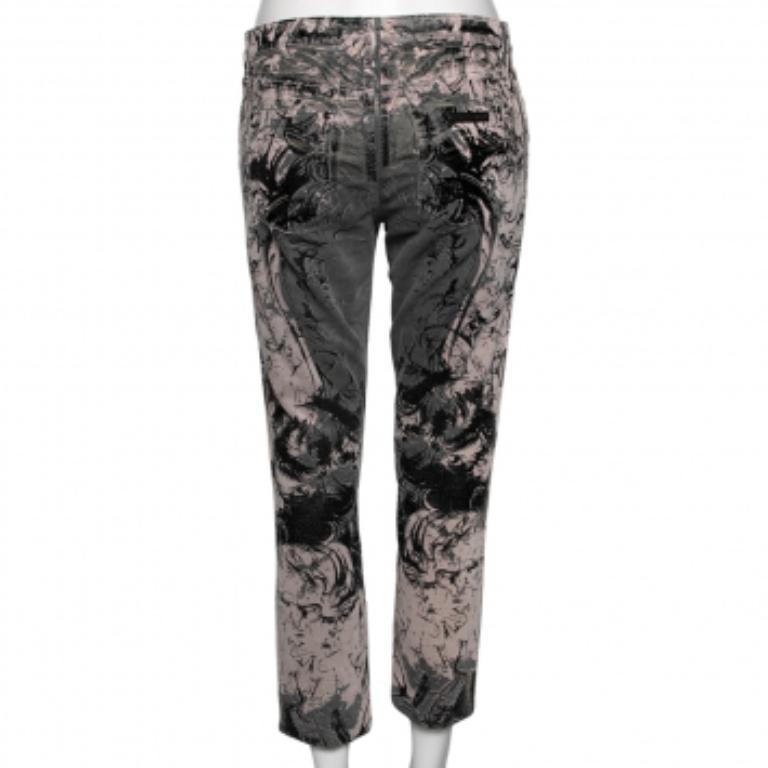 Roberto Cavalli Graue gerade Hose aus bedruckter Baumwolle M im Angebot 2
