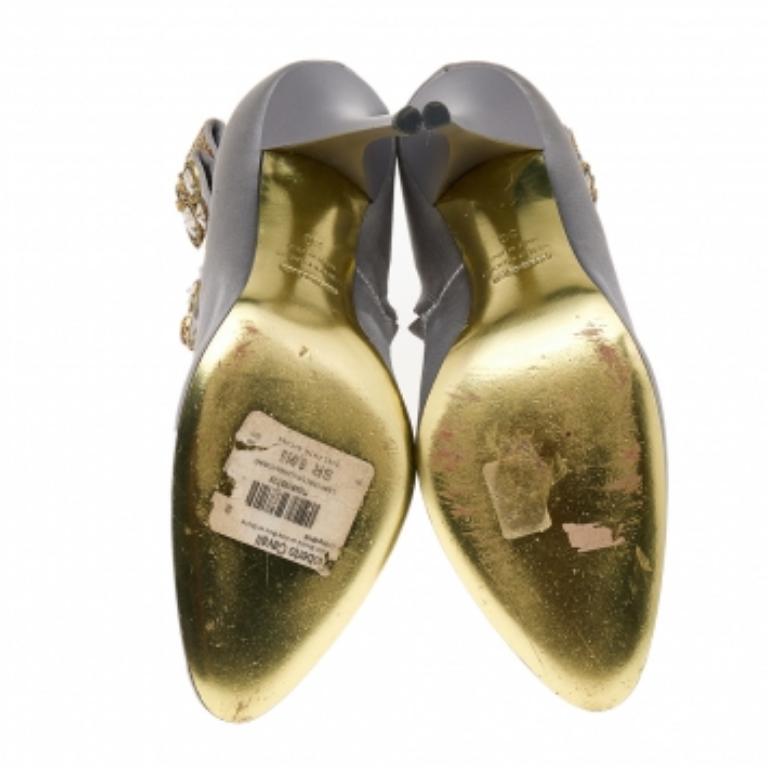 Roberto Cavalli Bottes de longueur cheville en satin gris ornées d'un nœud, taille 38 2