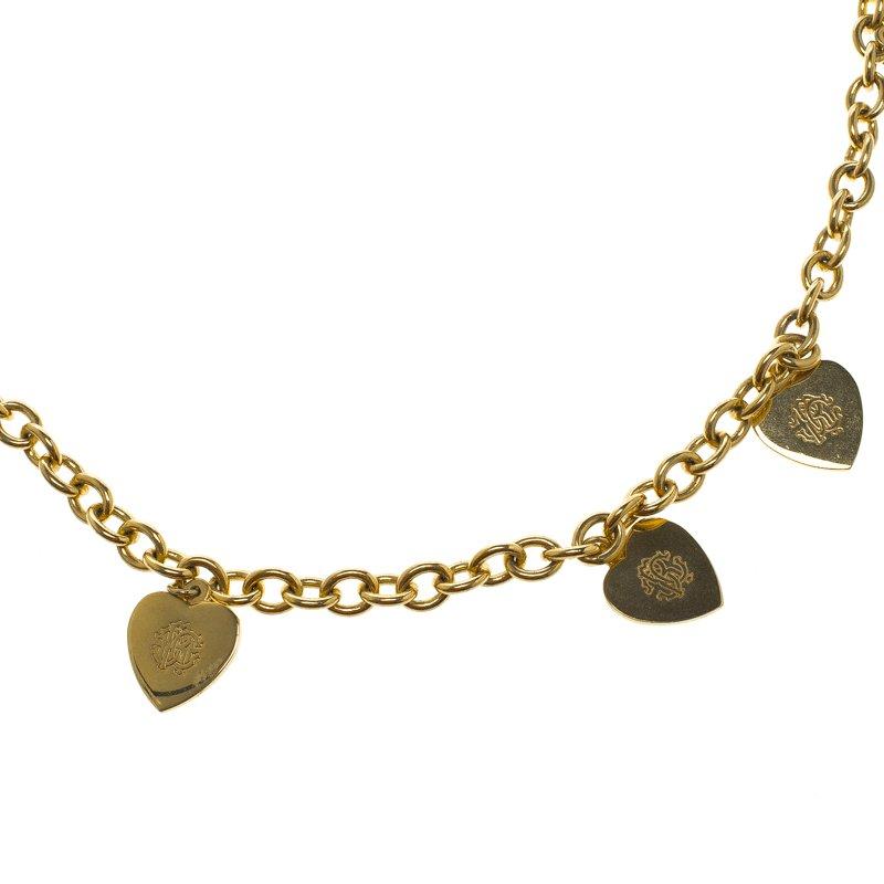 Made out of gold-tone metal, this flawlessly crafted necklace by Roberto Cavalli can be your next prized possession. Featuring a gorgeous array of heart-shaped motifs, the design has been finished with the brand's nameplate and a spring ring clasp