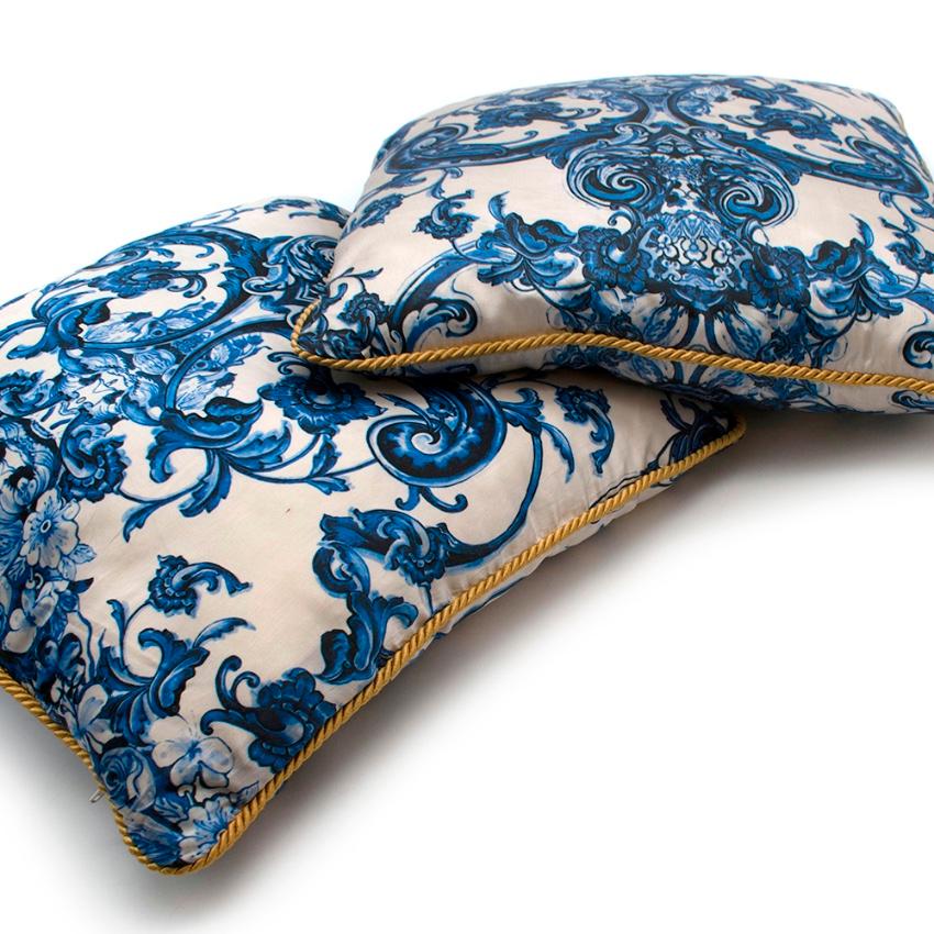 Women's Roberto Cavalli Home Blue Silk Tile Print Set of 2 Cushions For Sale