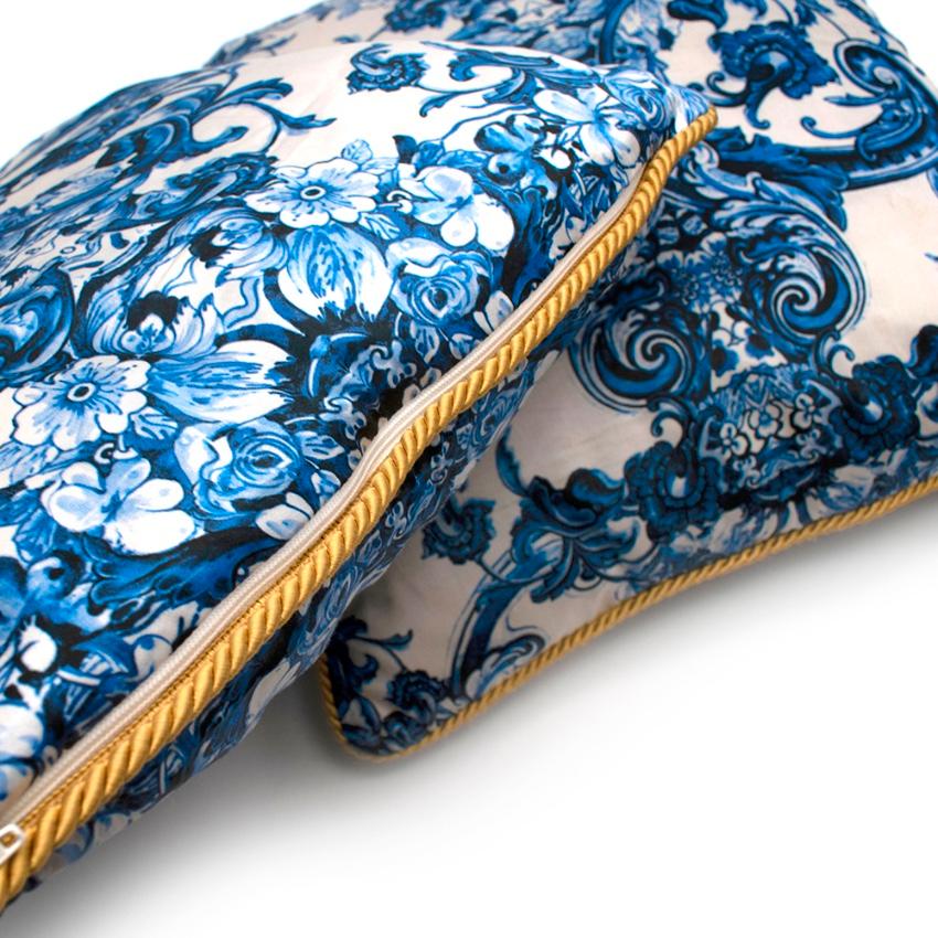Roberto Cavalli Home Blue Silk Tile Print Set of 2 Cushions For Sale 1