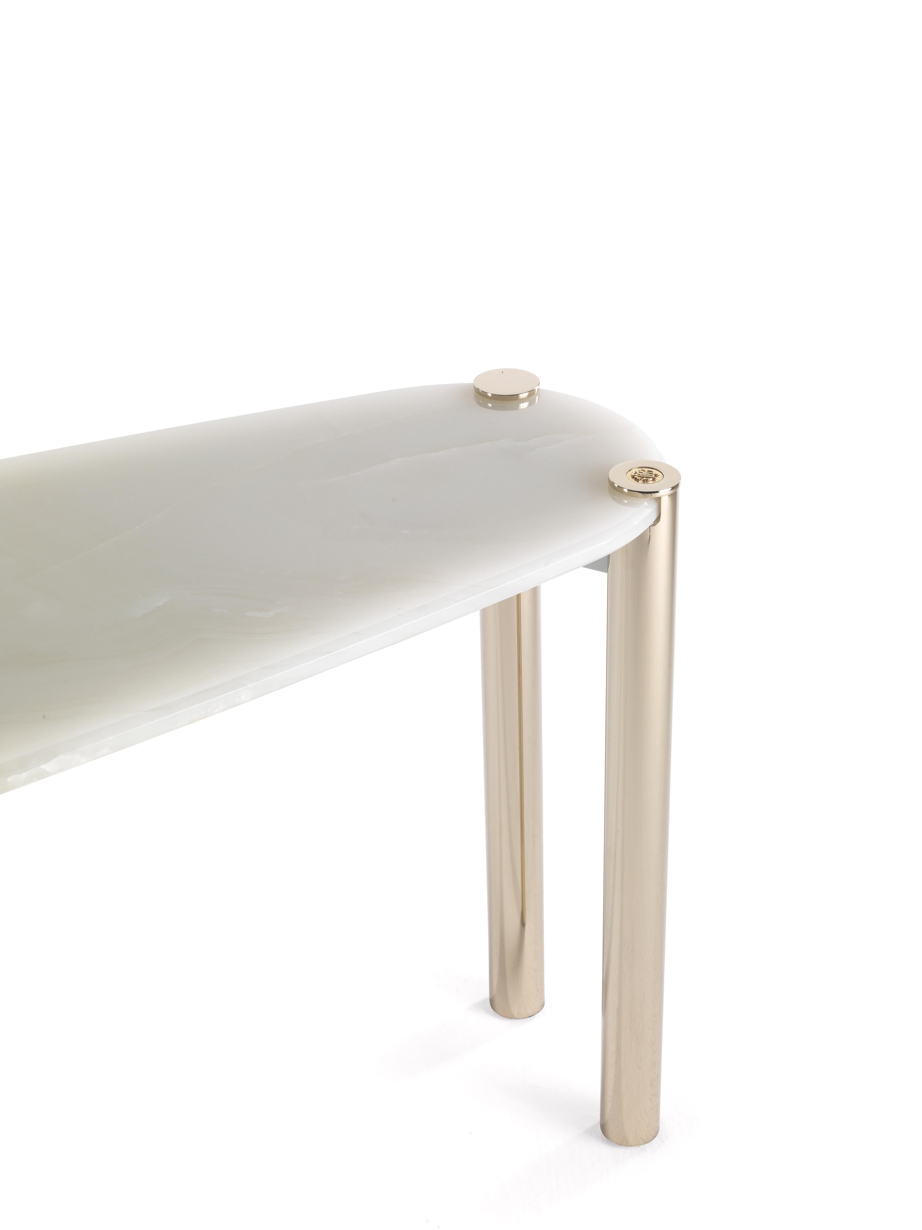 Trinidad Console with top in marble CAT. A Bianco Carrara. Metal legs in glossy gold finishing.