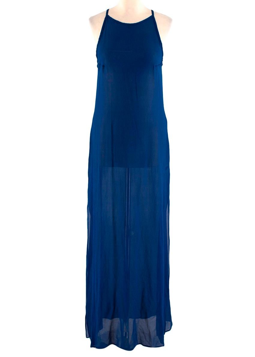 Roberto Cavalli Indigo Knit Dress

-Knit aspect top layer, and sheer chiffon lining
-3D knit embroidered detail
-Sleeveless
- Gown Length

Materials:
97% Viscoise
3% Elastane

Made in Italy

Shoulders:32 cm
Waist: 44 cm
Length:170 cm
