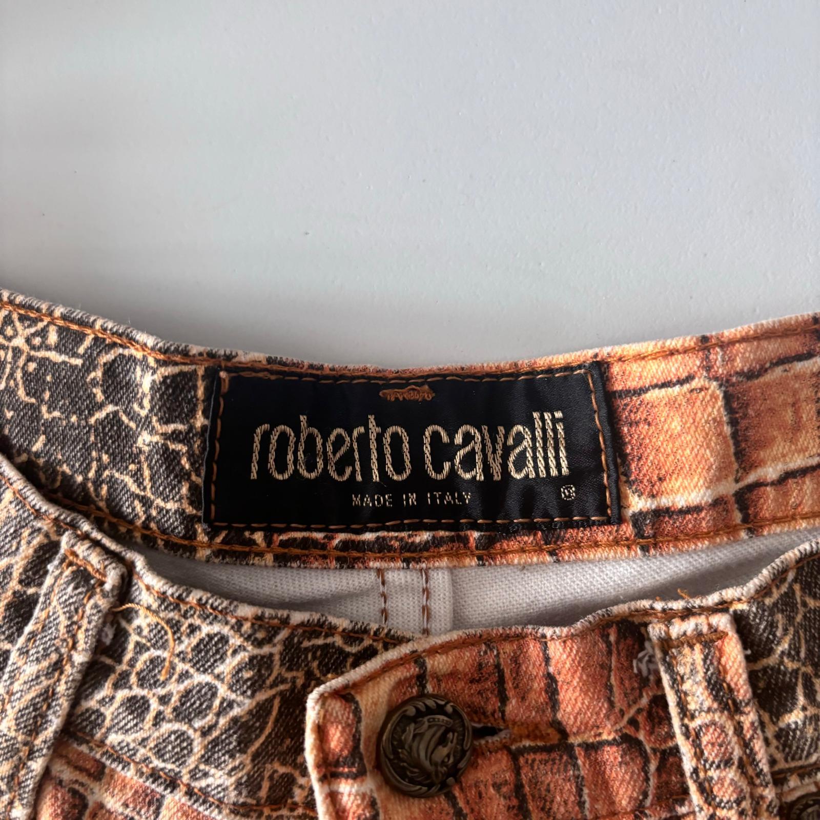 Vaqueros Roberto Cavalli de algodón con estampado de cocodrilo Made in Italy, 2000s en venta 3