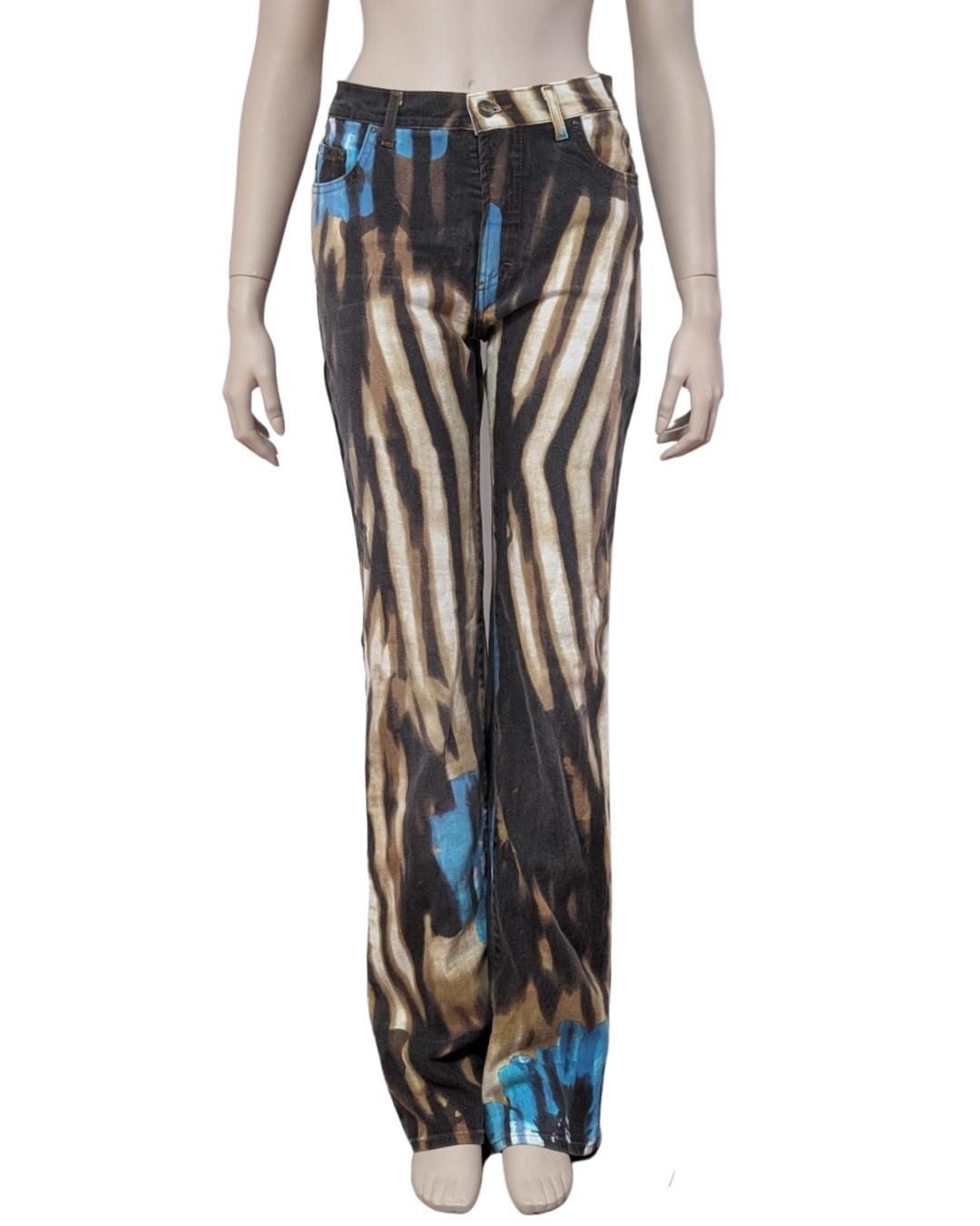 Iconic Roberto Cavalli - Just Cavalli line Abstract brown stripes and turquoise flowers for this super cool pants seen on Bella Hadid.

Very Rare

. Mid rise waist
· Slightly flared jeans
· All-over print

Fits large for XS, S 
Perfect for M 

Flat