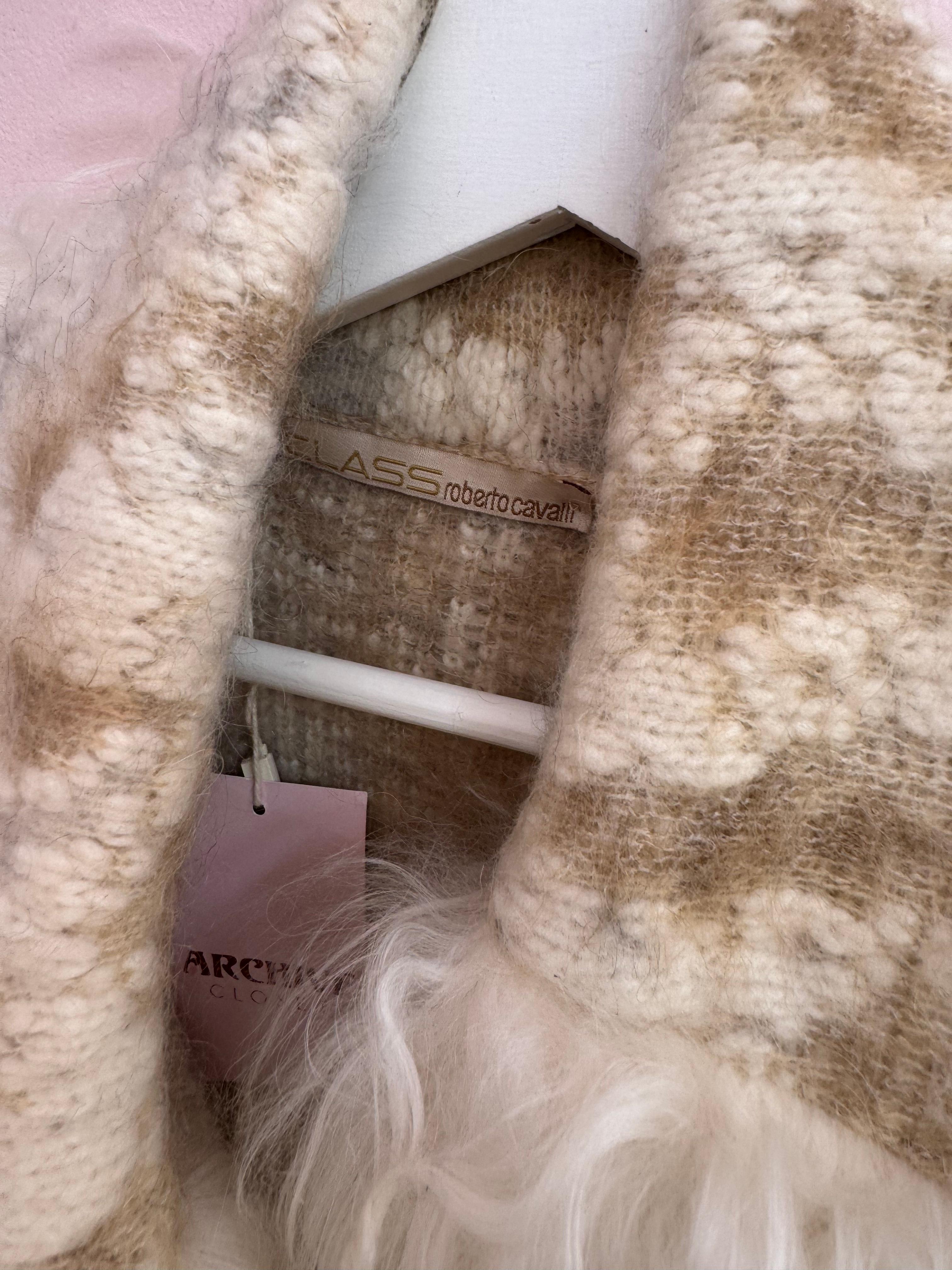 Roberto Cavalli Knit Jacket with Monglian Fur Collar In Excellent Condition For Sale In Eivissa, ES
