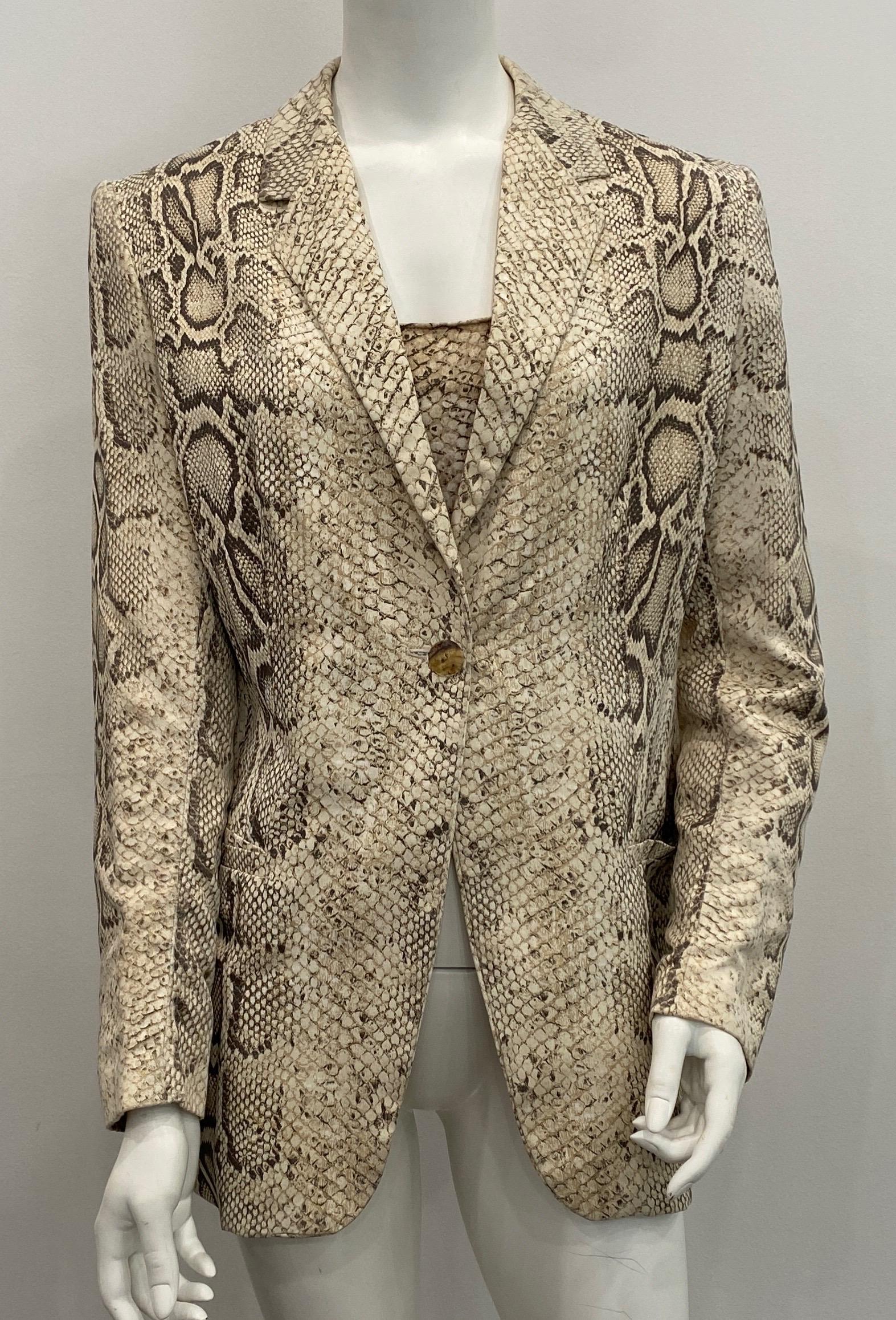Roberto Cavalli Python Print - Size Medium . This vintage fully lined single breasted jacket has a single button front button, 2 non-functional buttons on each sleeve and 2 front functional pockets. The jacket also comes with a matching stretch
