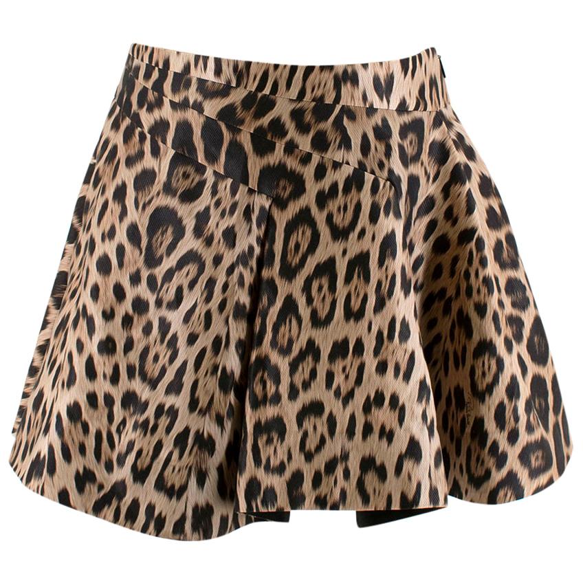 Roberto Cavalli Leopard Print A-Line Mini Skirt - Size US 0-2 For Sale