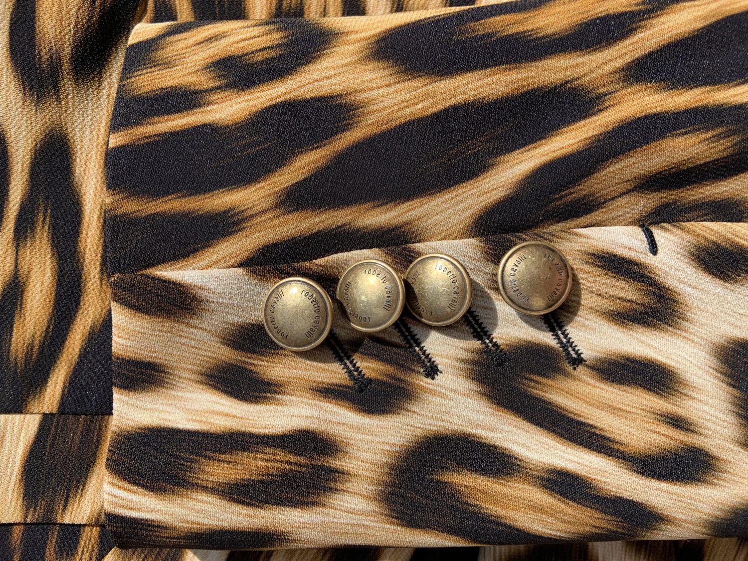 Tailleur pantalon italien Roberto Cavalli imprimé léopard, taille 40 en vente 2