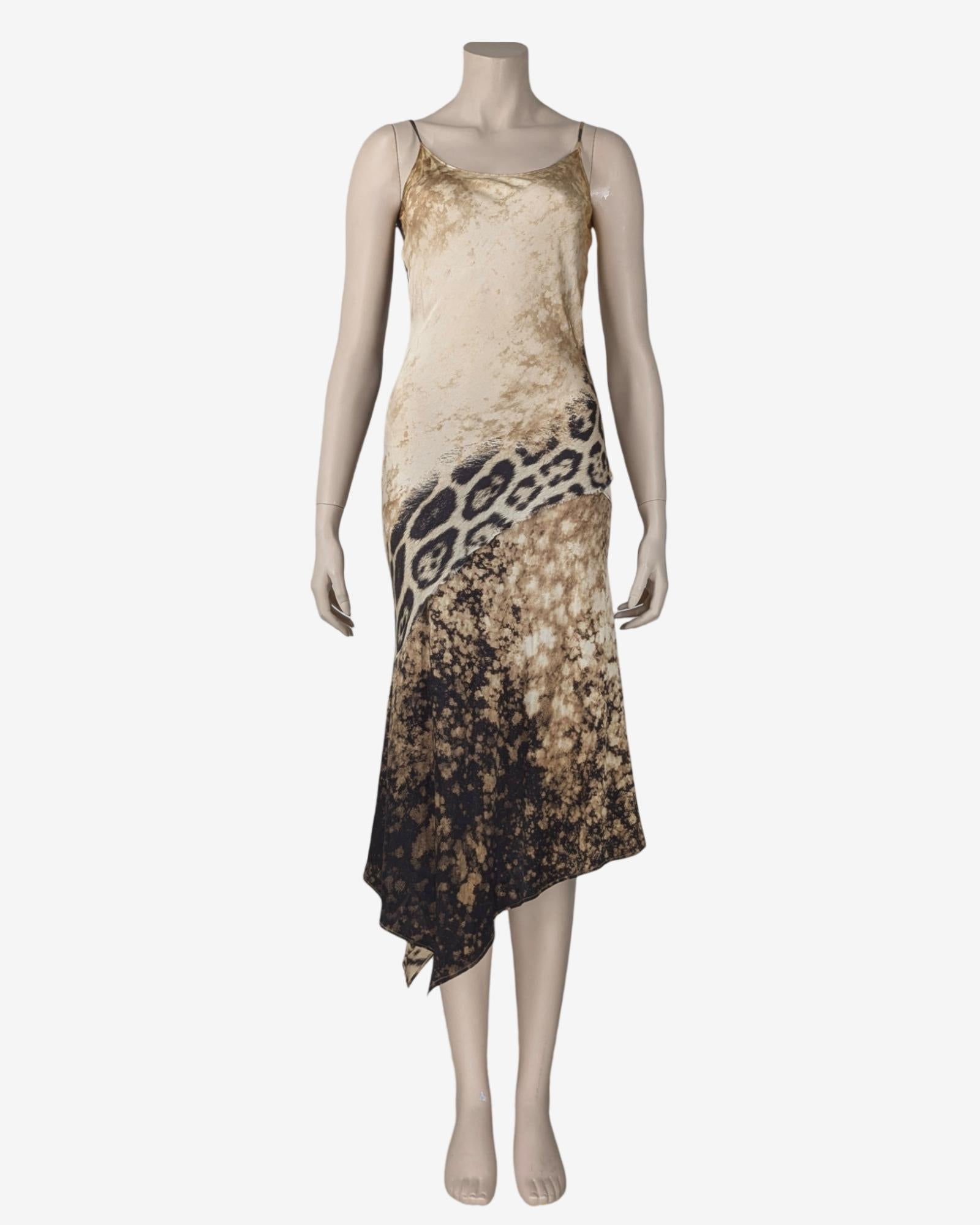 Roberto Cavalli, robe longue en soie en forme de guépard, automne-hiver 2001 Bon état - En vente à GOUVIEUX, FR