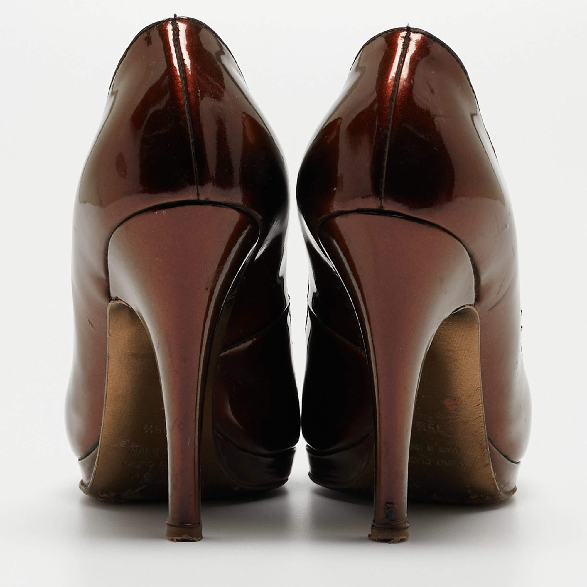 Donna Roberto Cavalli Pumps Peep Toe in vernice oro metallizzato misura 35,5 in vendita