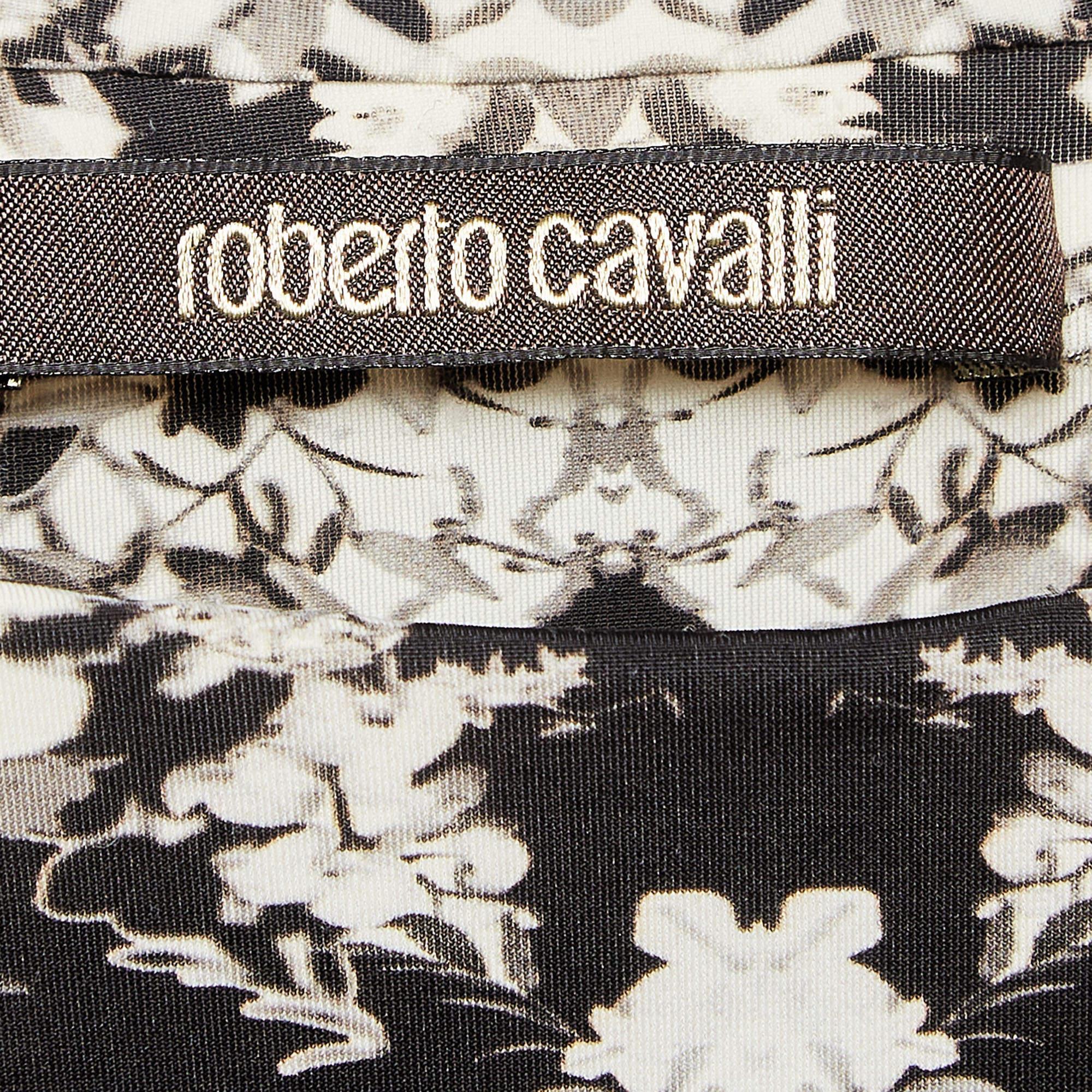 Roberto Cavalli Multicolor Floral Print Jersey Flared Maxi Skirt S In Fair Condition For Sale In Dubai, Al Qouz 2