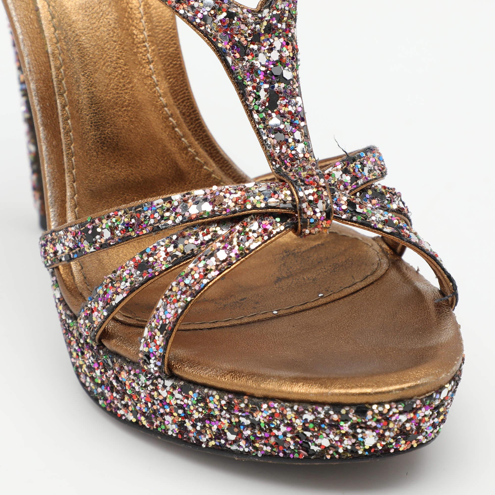 Roberto Cavalli - Sandales à lanières à paillettes multicolores, taille 37 en vente 2