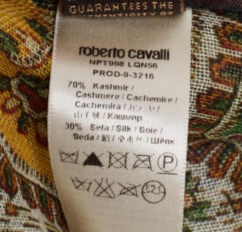 Roberto Cavalli - Écharpe à franges en cachemire imprimé multicolore Pour femmes en vente