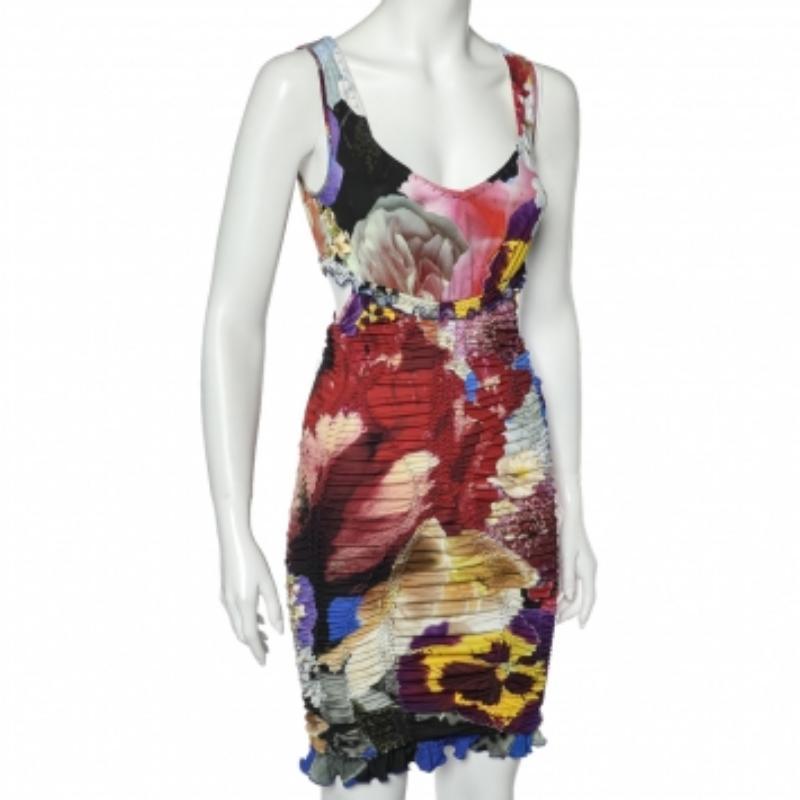 Roberto Cavalli mini-robe imprimée multicolore froncée avec découpes S Bon état - En vente à Dubai, Al Qouz 2