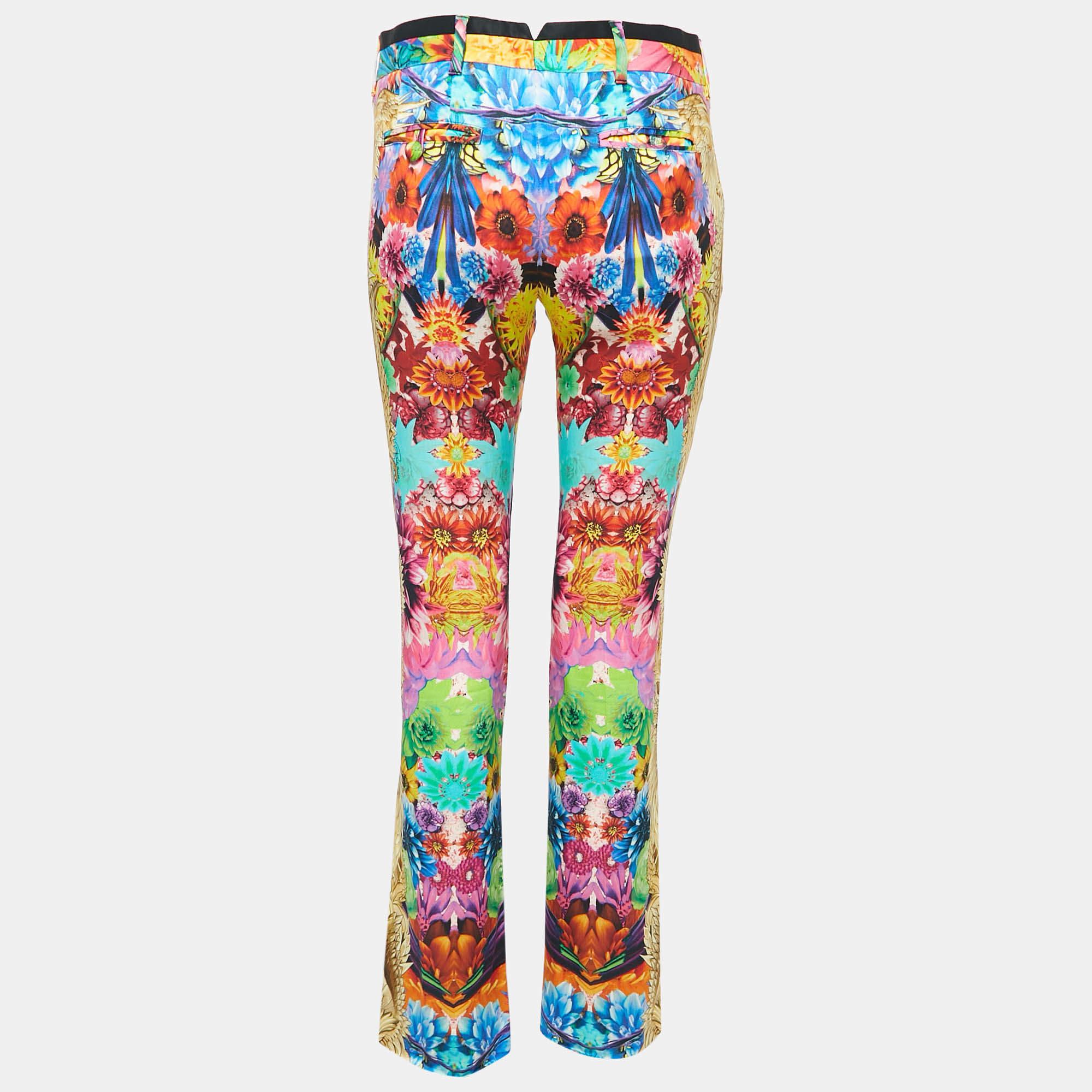 Impeccably tailored trousers are a staple in a well curated wardrobe. These designer trousers are finely sewn to give you the desired look and all day comfort.