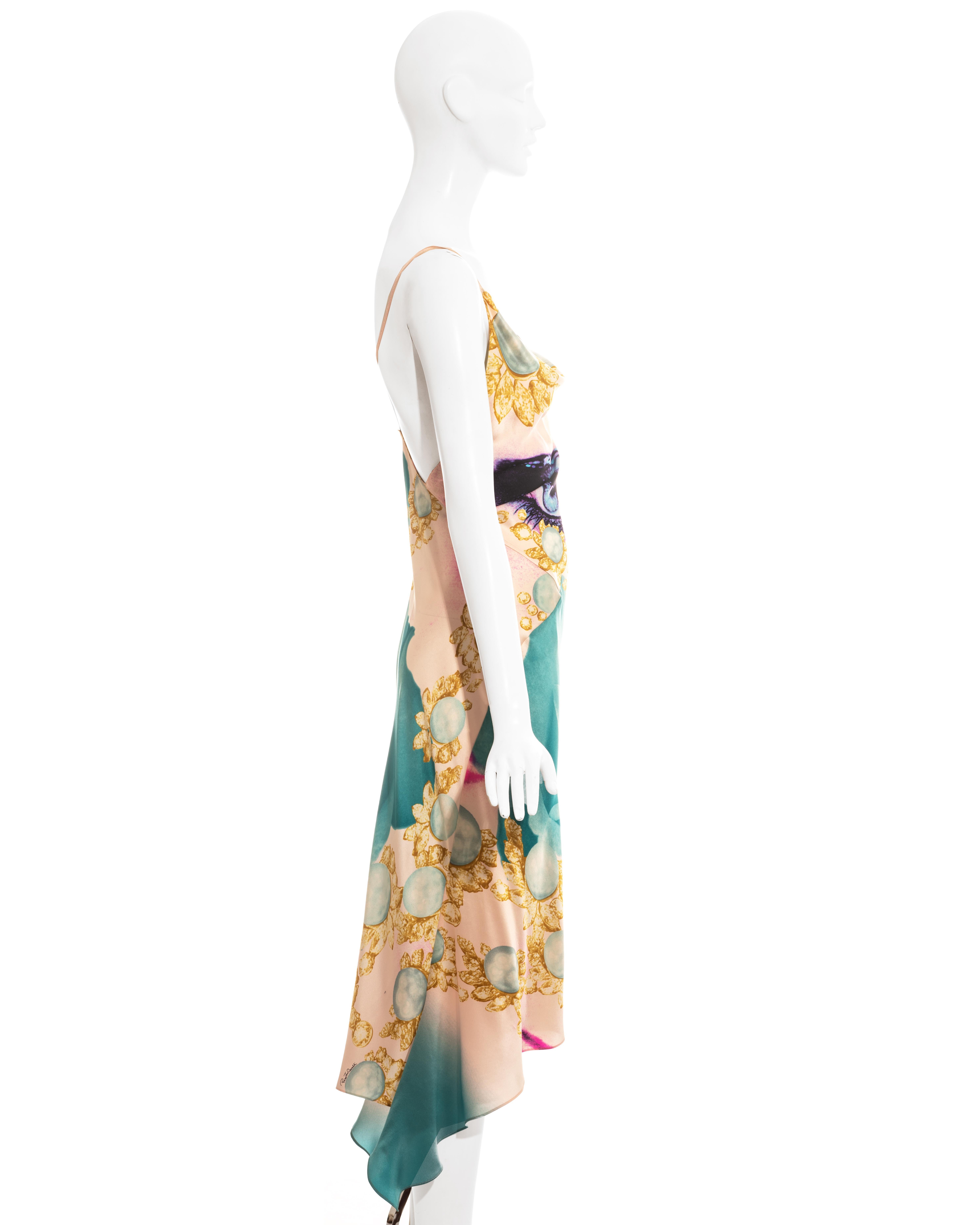 Roberto Cavalli vestido y chal de seda con estampado de caras multicolor, ss 2001 1