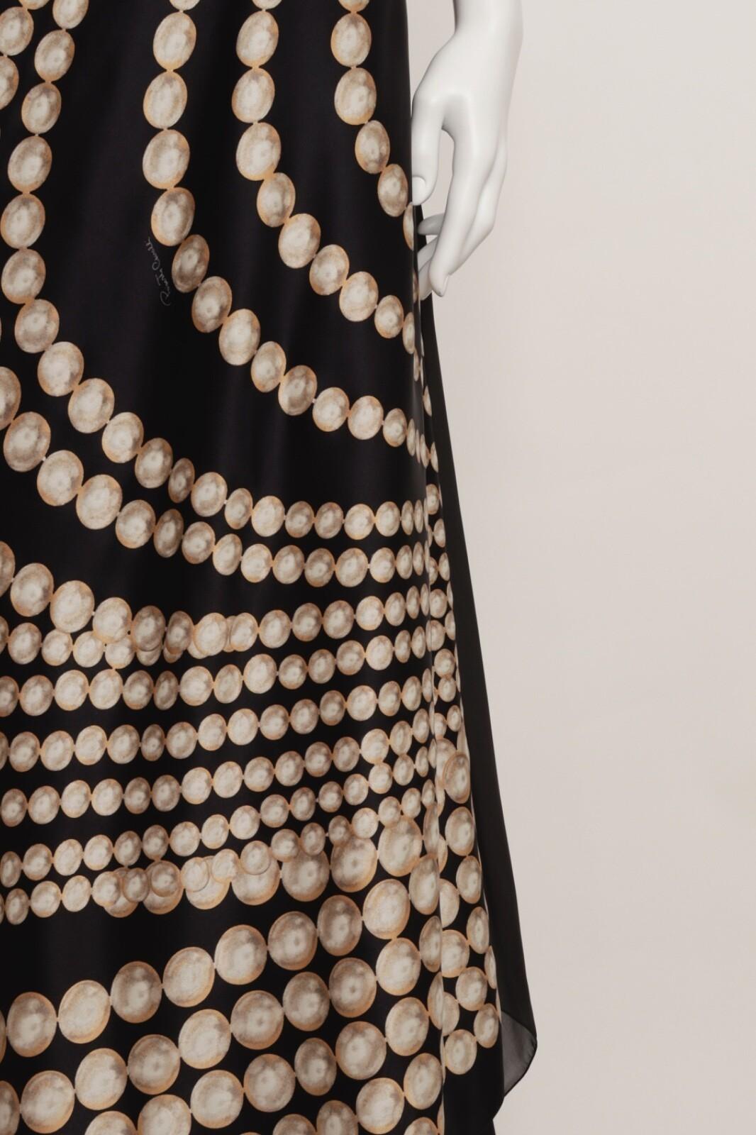 Roberto Cavalli - Robe longue asymétrique en soie noire crème or en vente 8