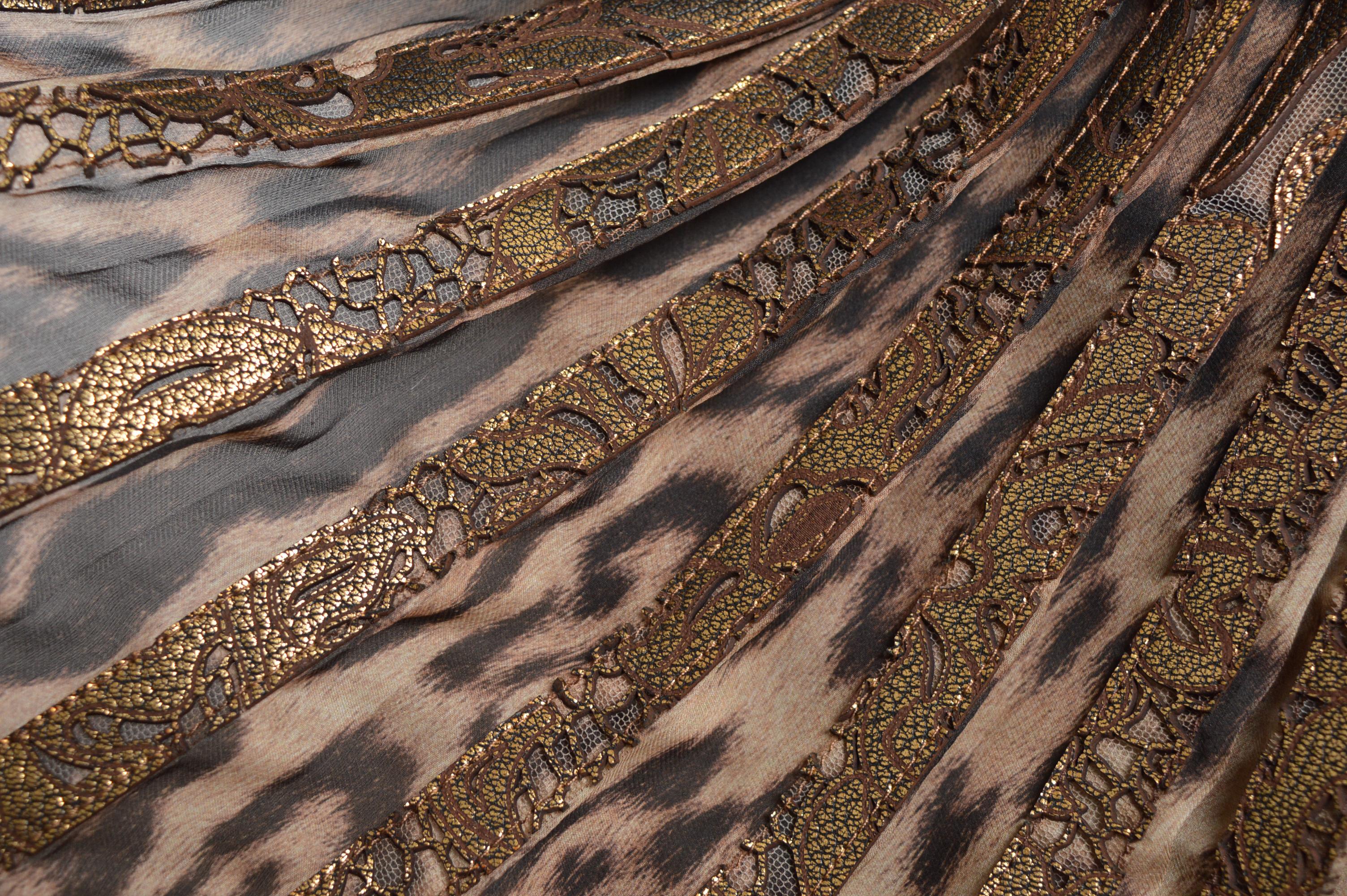 Roberto Cavalli Opulenter 2000er plissierter goldener Leder-Minirock mit niedriger Taille im Angebot 6