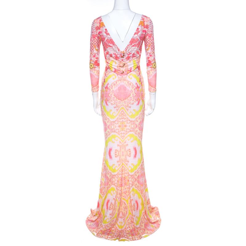 Isn't this dress a masterpiece. It can be yours to beautifully flaunt, safely keep and adore every once in a while. Just looking at this Roberto Cavalli beauty will make you feel happy. Tailored from a fine fabric blend, this maxi dress comes with