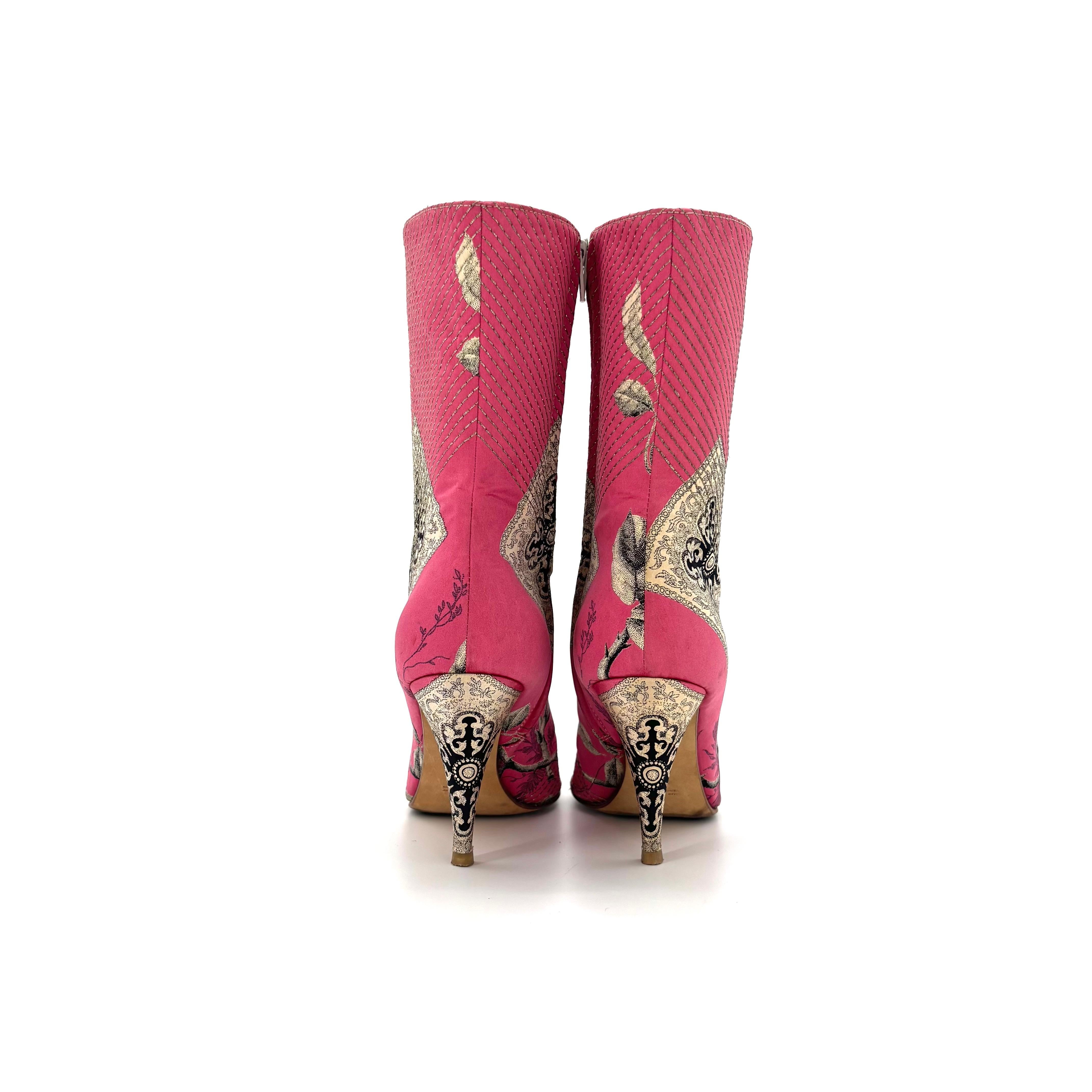 De las mujeres Roberto Cavalli Botas de tacón con puntera puntiaguda y estampado floral rosa 38 en venta