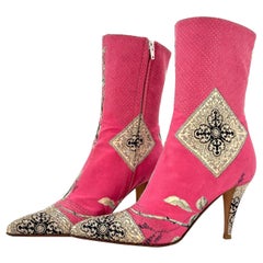 Roberto Cavalli Pink Patchwork Floral Print Pointed Toe Heeled Boots 38 Roberto Cavalli Pink Patchwork Floral Print Pointed Toe Heeled Boots 38