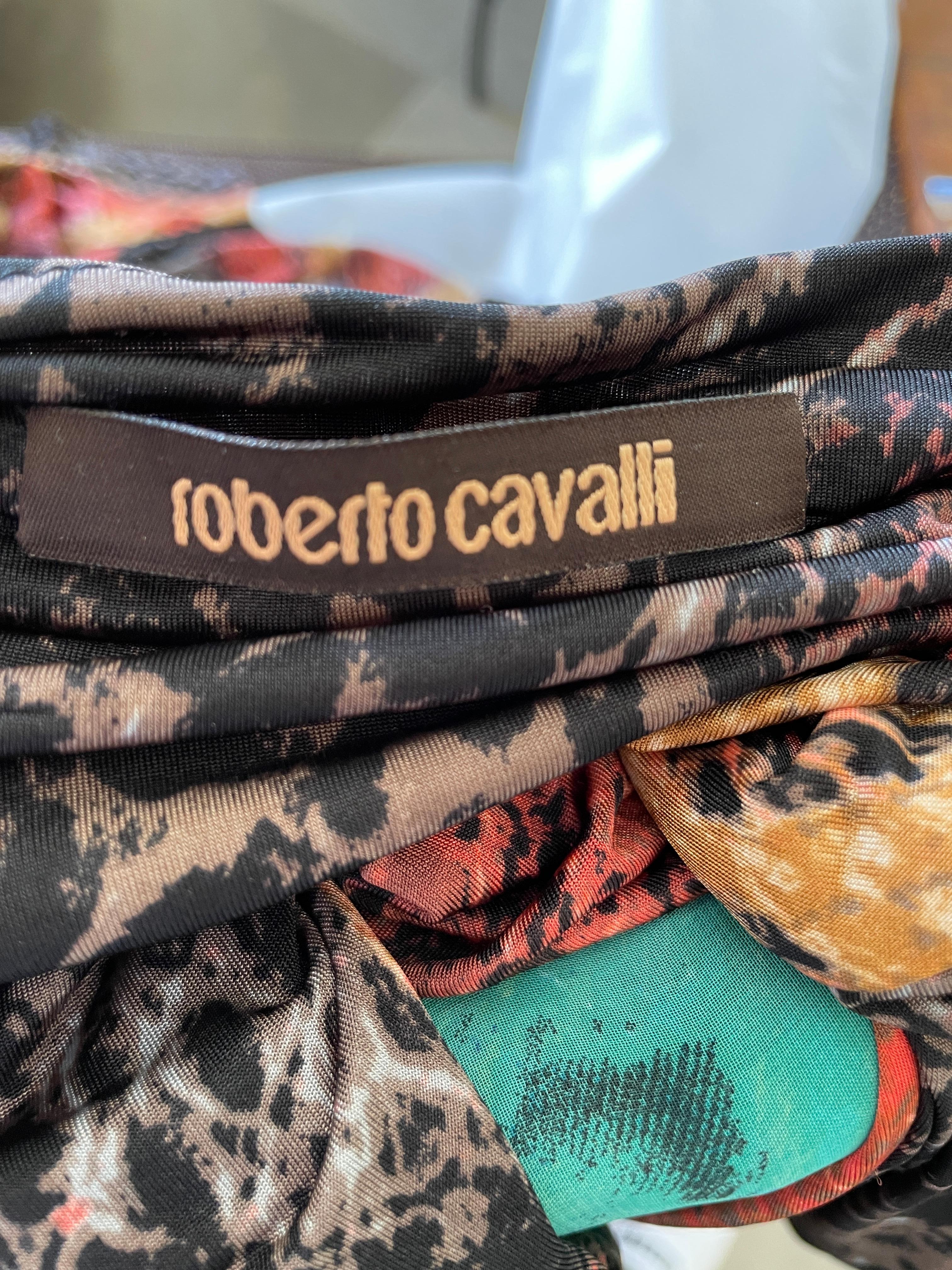 Roberto Cavalli Plunging Vintage Reptile Print Evening Dress  For Sale 6