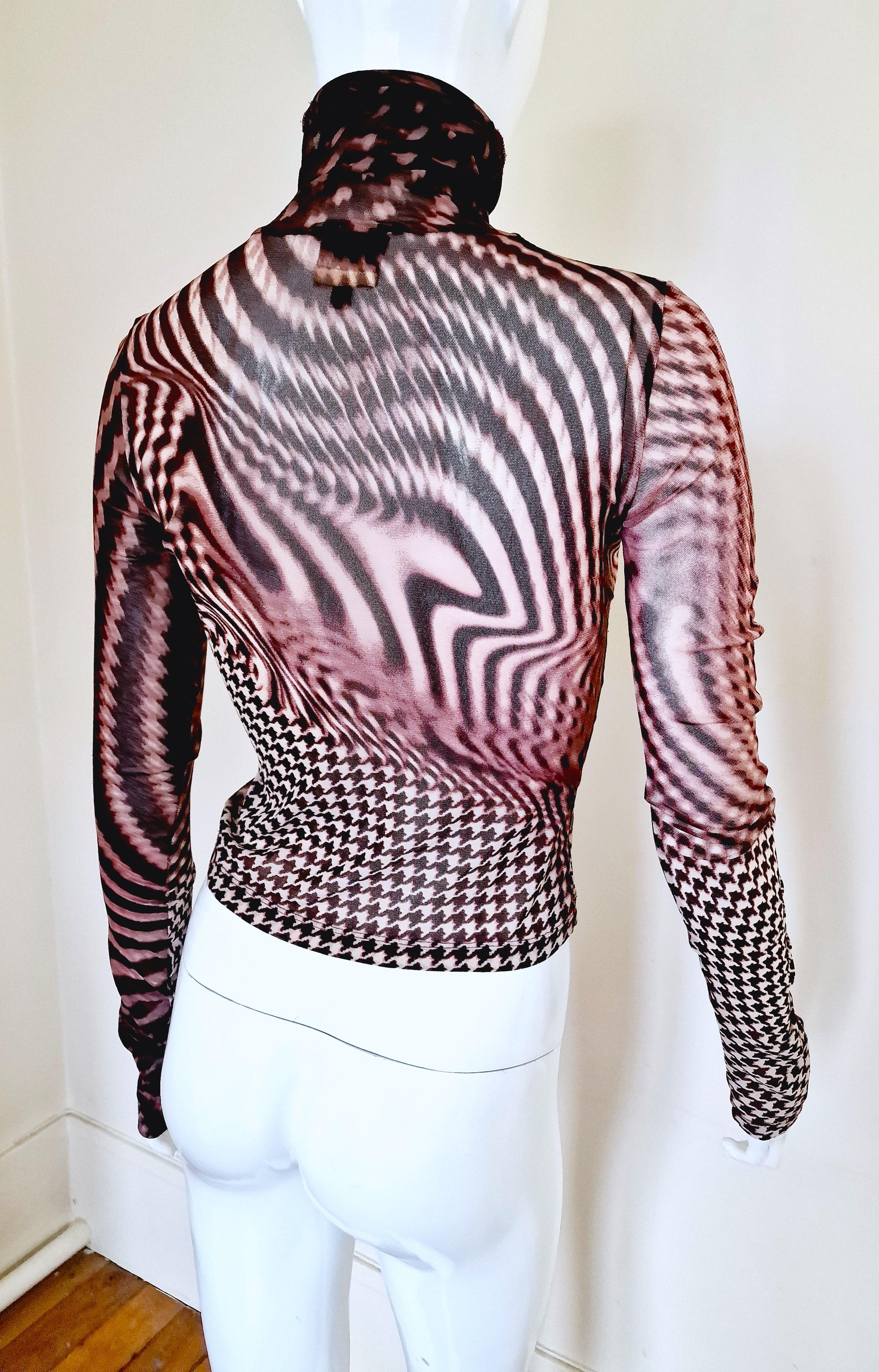 Roberto Cavalli Psychedelic Optical Illusion Sheer Mesh Transparent T-shirt Top For Sale 8