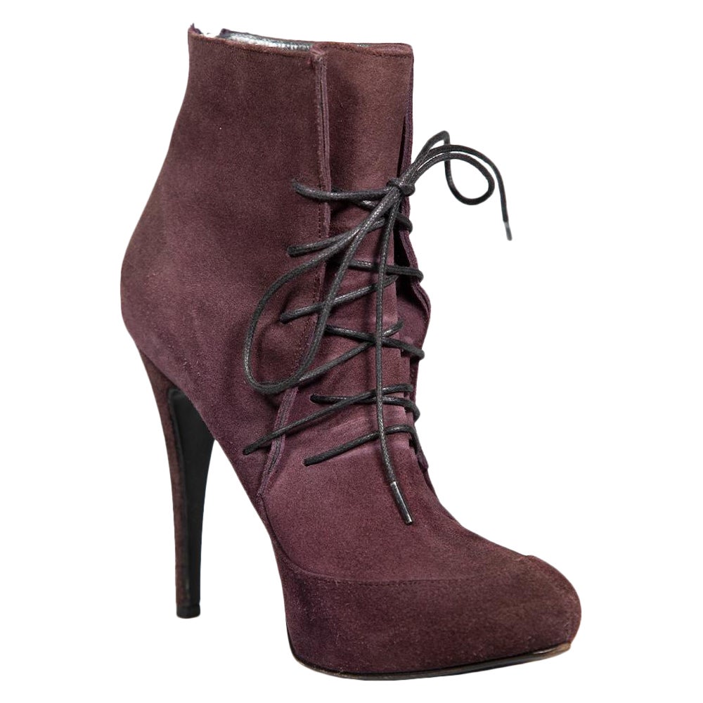Roberto Cavalli - Bottines à lacets en daim violet, taille IT 39 en vente