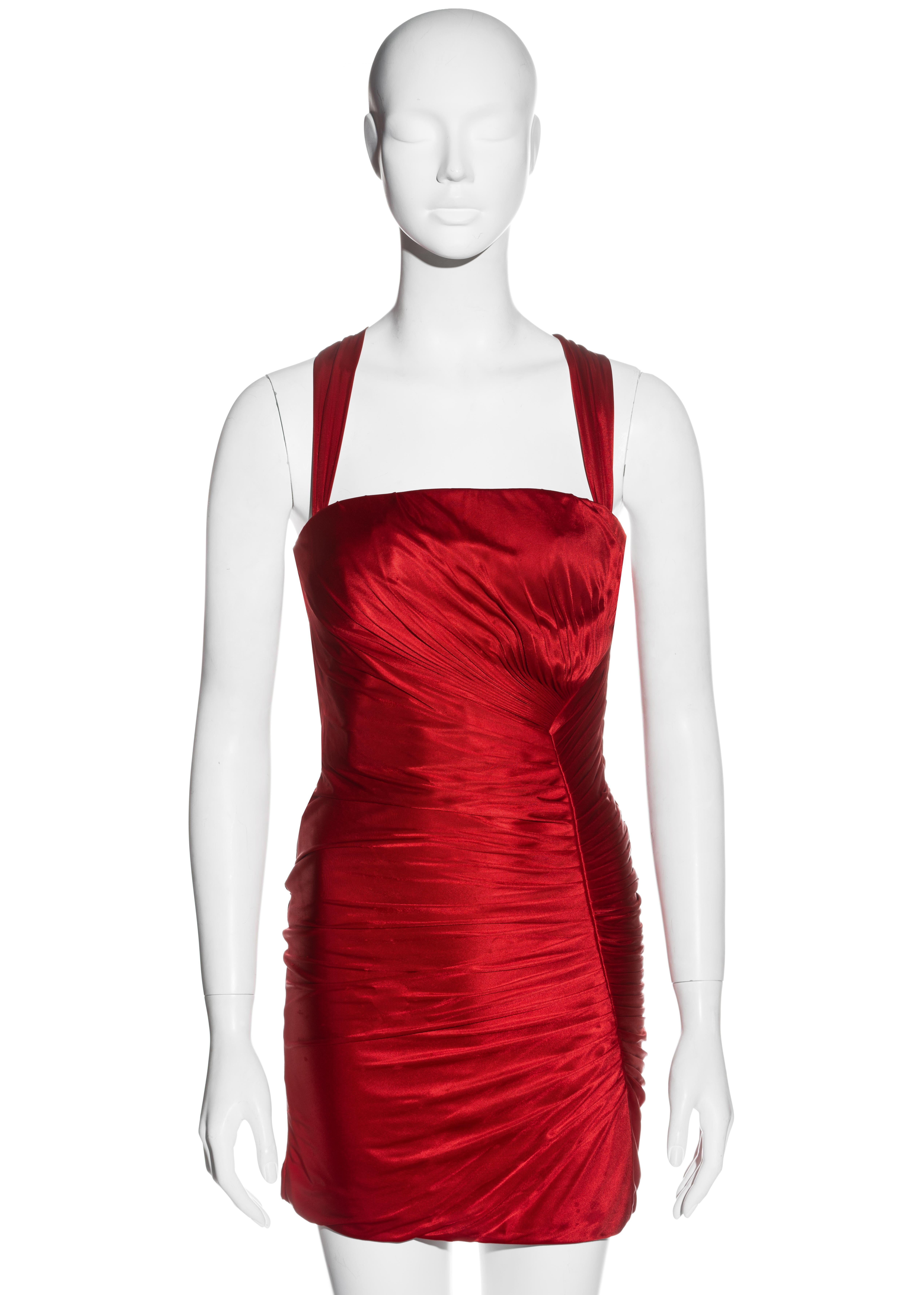 ▪ Roberto Cavalli red viscose evening mini dress
▪ Pleated seams
▪ Built-in bustier and bra 
▪ Hook fastening at shoulder straps 
▪ IT 40 - FR 36 - UK 8 - US 4
▪ c. 2000s