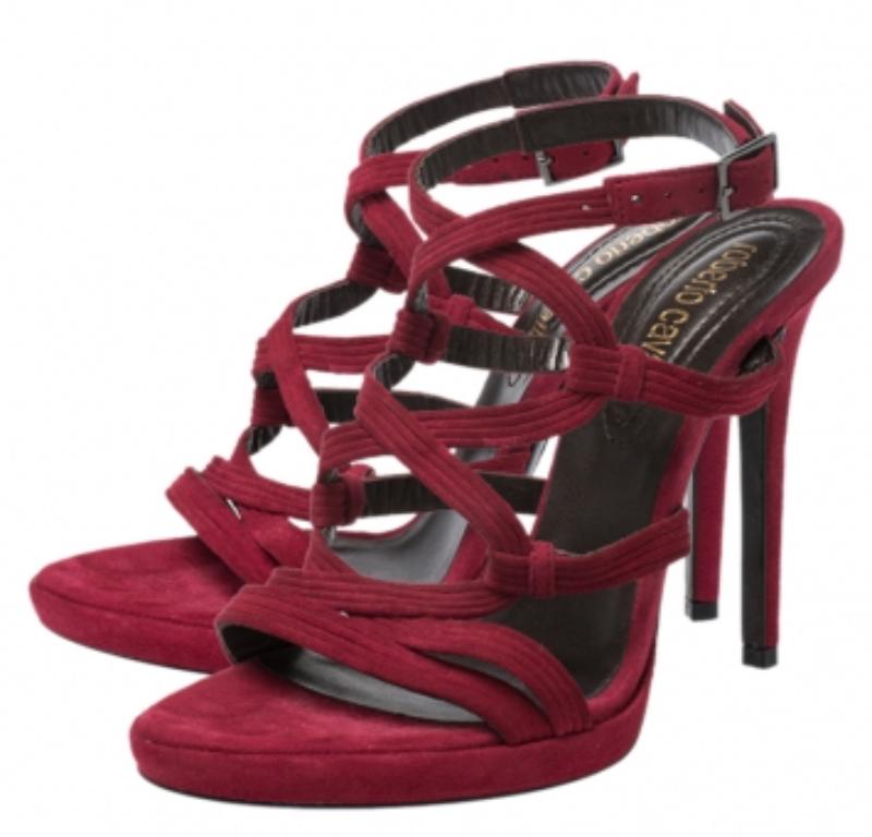 Roberto Cavalli Riemchensandalen aus rotem Wildleder Größe 37 im Angebot 1