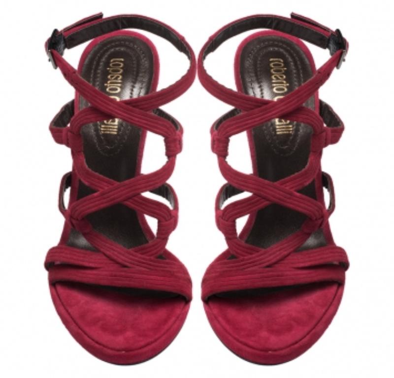 Roberto Cavalli Riemchensandalen aus rotem Wildleder Größe 37 im Angebot 2
