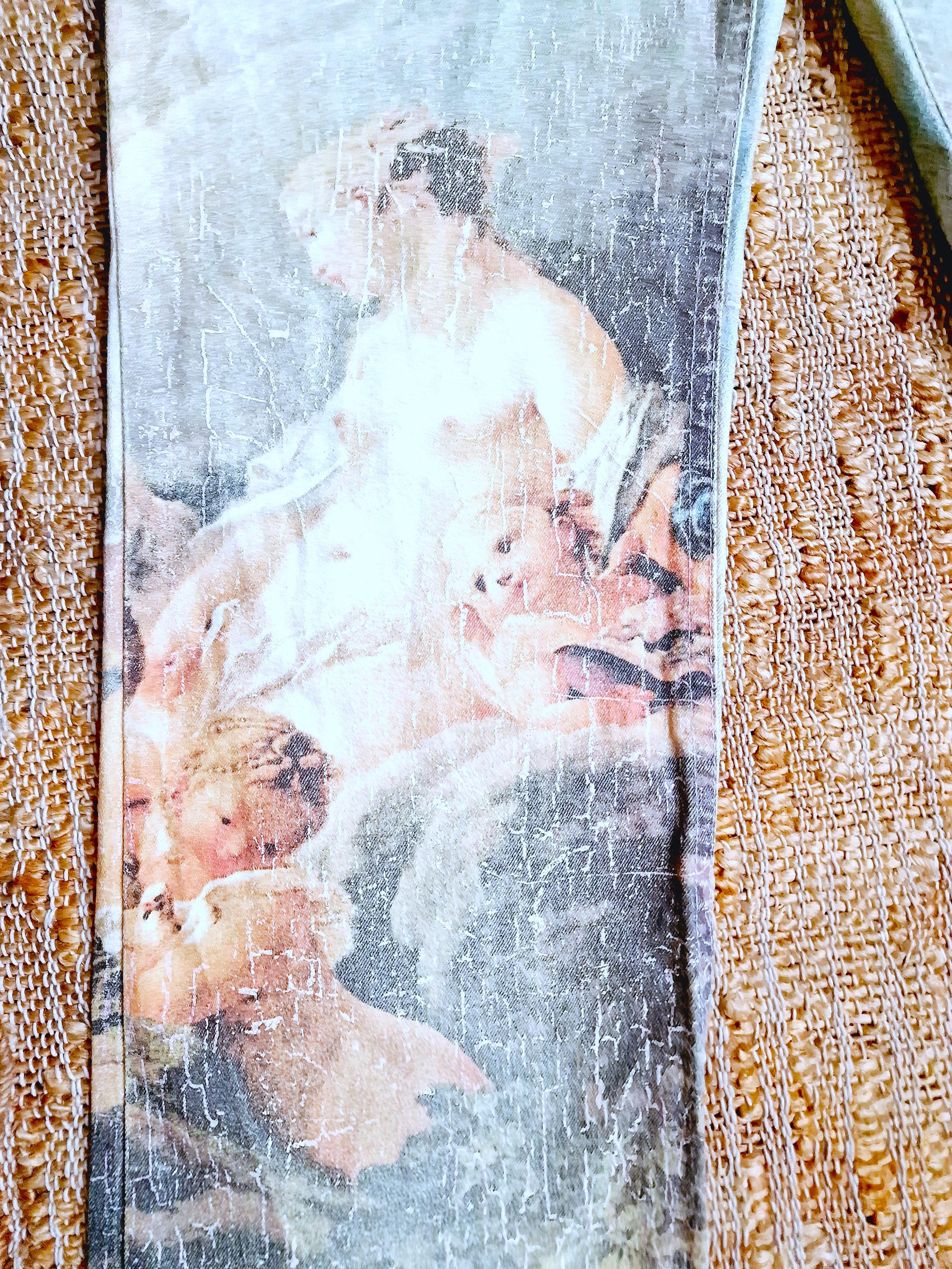 Roberto Cavalli Renaissance Painting Putto Angel Amour Tattoo Men Medium Pants  In Excellent Condition For Sale In PARIS, FR