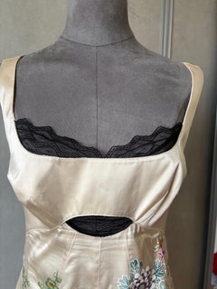 Robe en soie à motifs floraux Roberto Cavalli Collection Resort 2009 – Fabriquée en Italie