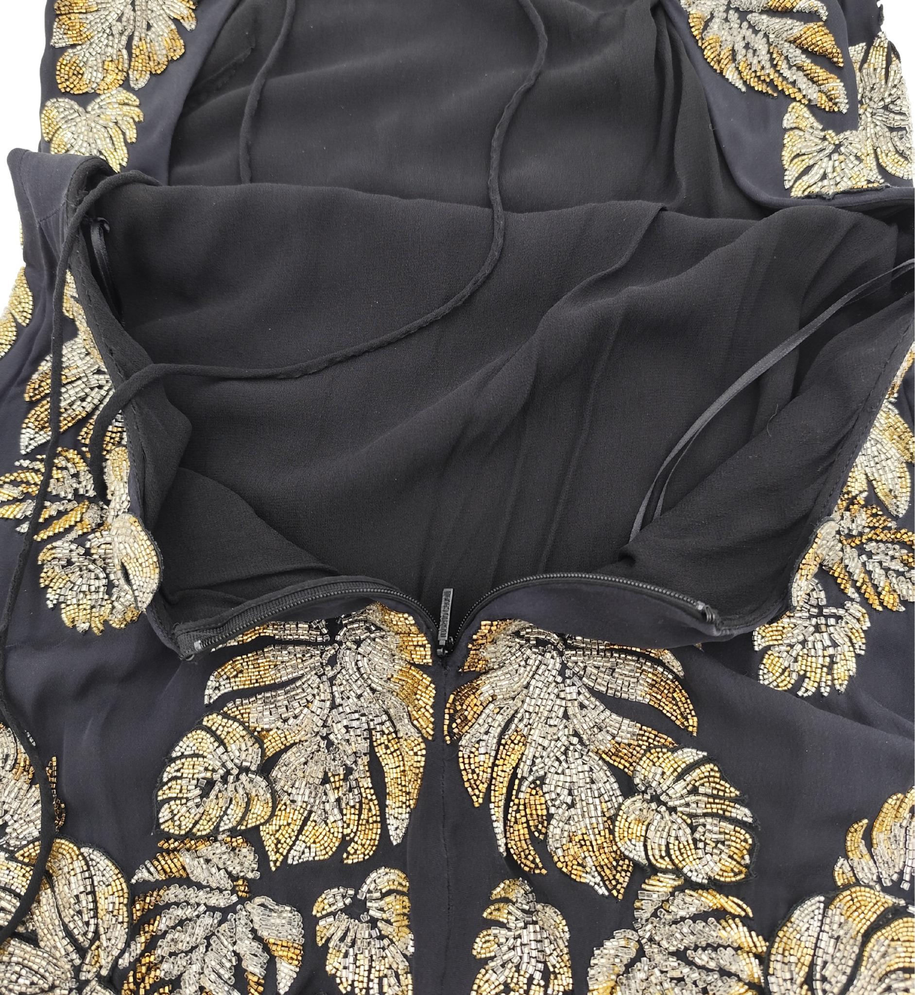Roberto Cavalli Resort 2016 - Robe en soie noire à dos ouvert, ornée de perles argentées. en vente 5