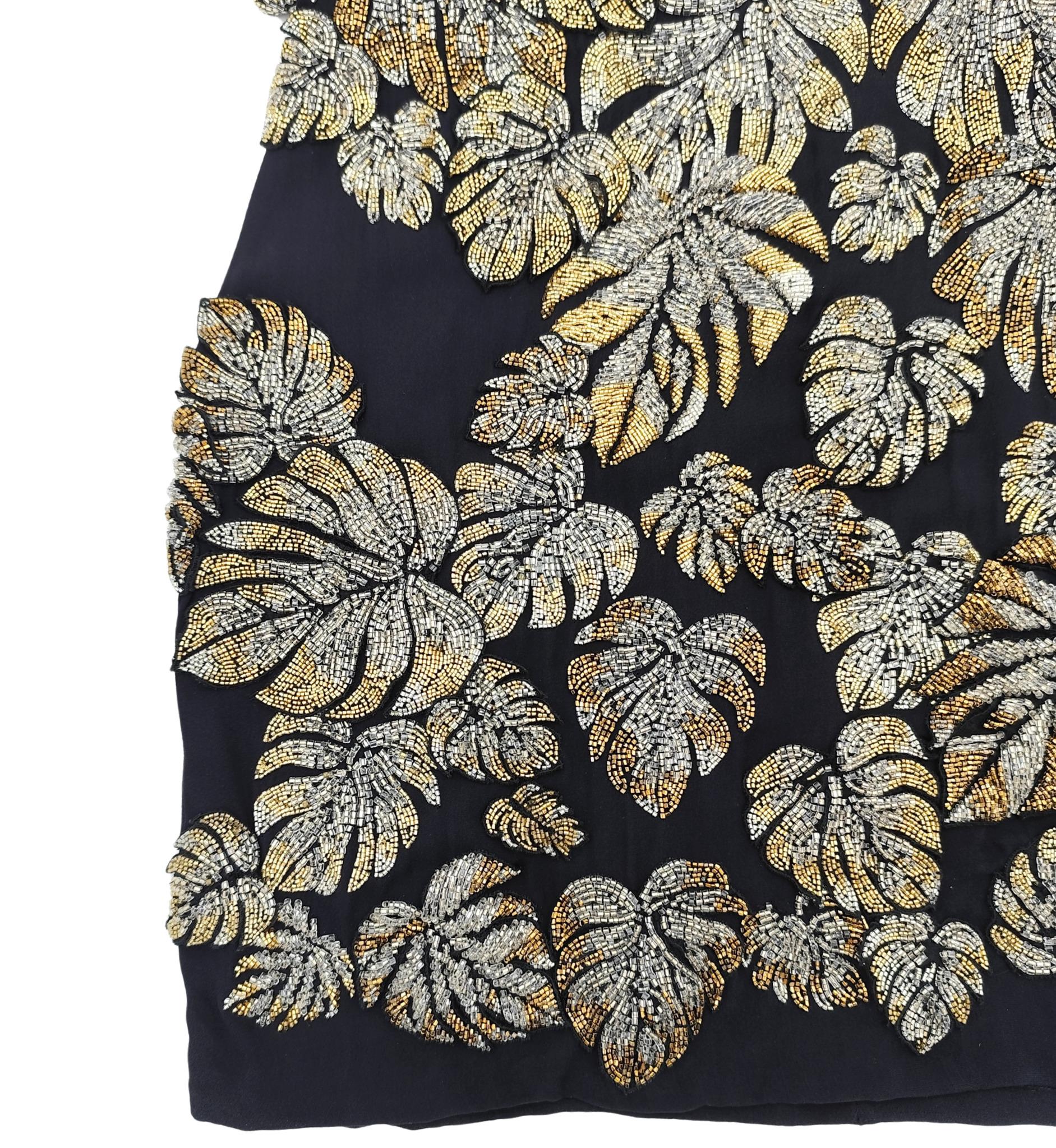 Roberto Cavalli Resort 2016 - Robe en soie noire à dos ouvert, ornée de perles argentées. en vente 6