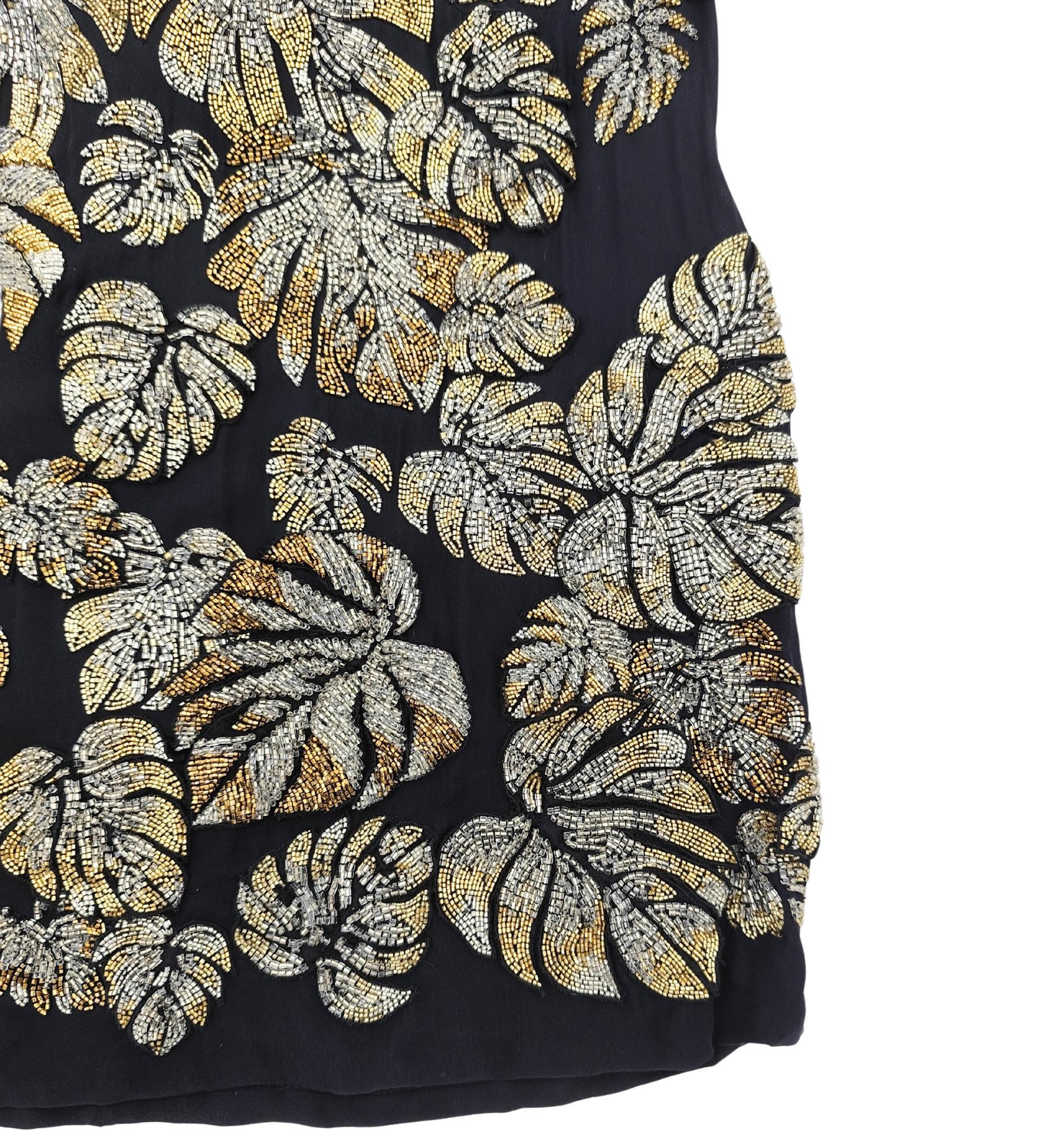 Roberto Cavalli Resort 2016 - Robe en soie noire à dos ouvert, ornée de perles argentées. en vente 7
