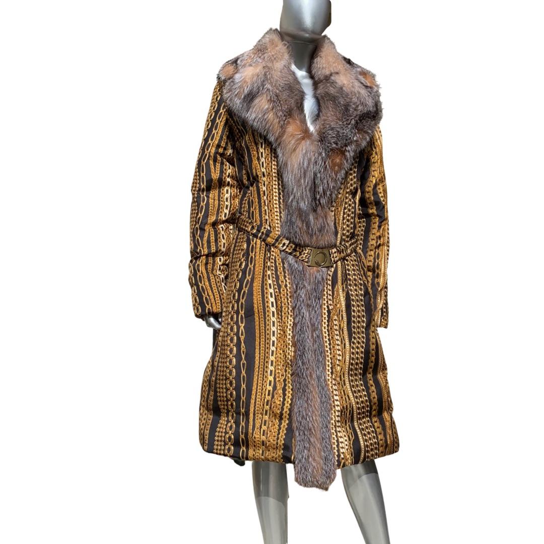 Roberto Cavalli Runway Collection Fox Fur & Silk Print Chain Puffer Coat Size 8 In Good Condition In Palm Springs, CA